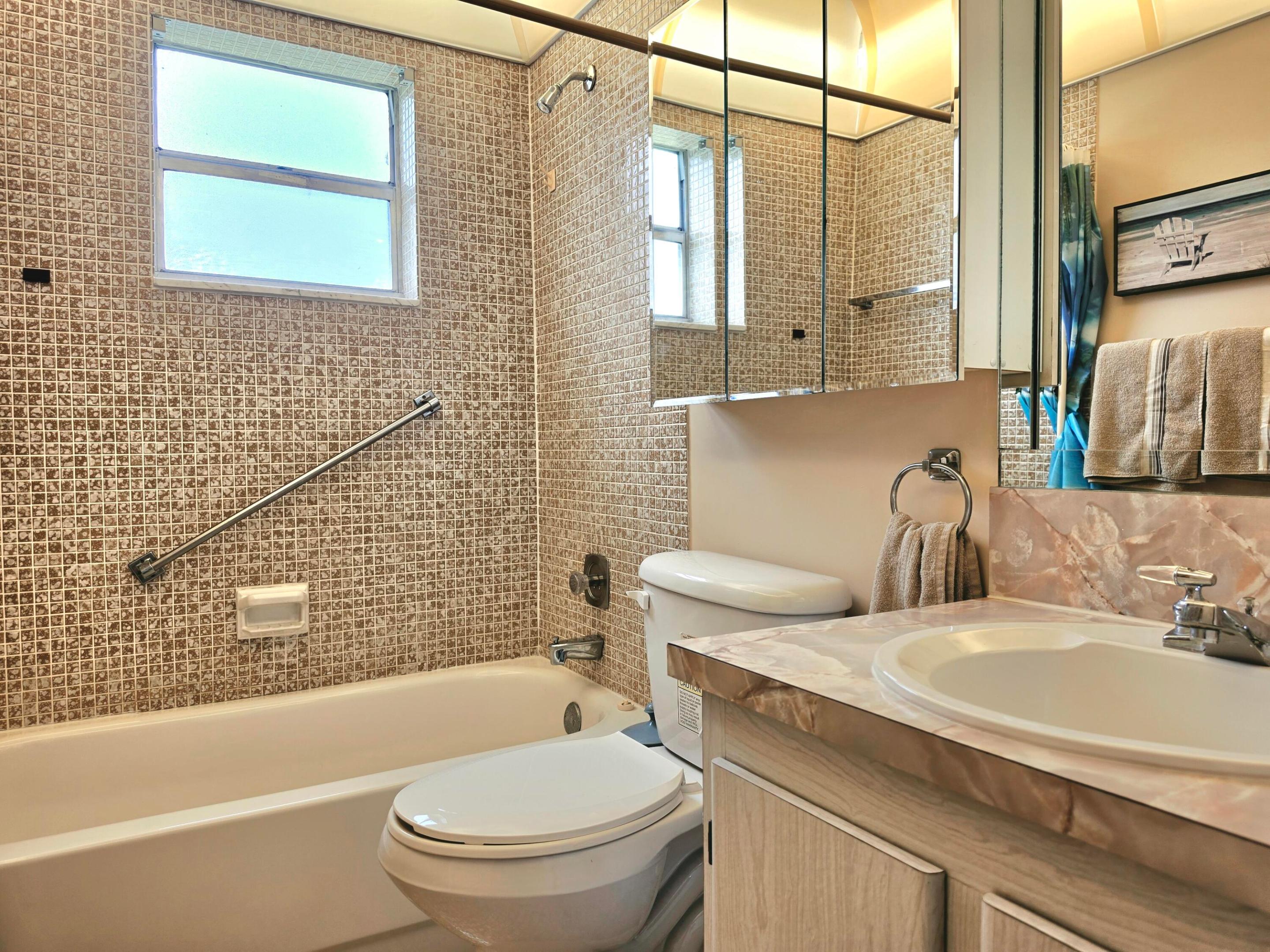 KINGS POINT FLANDERS CONDOS - Residential