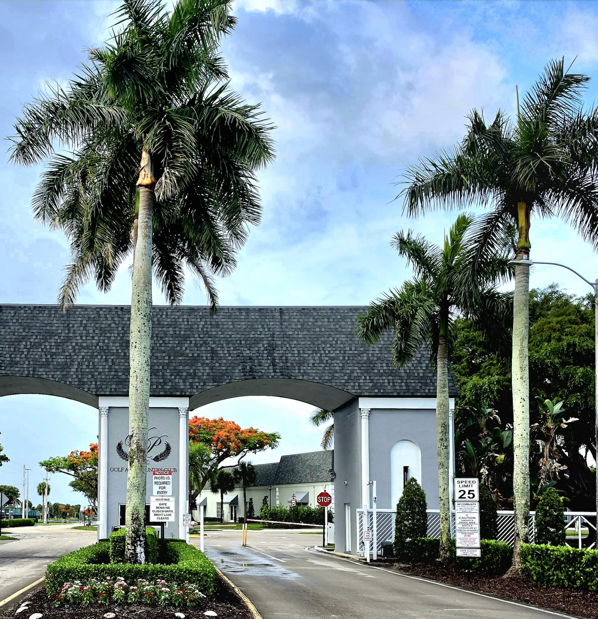 KINGS POINT FLANDERS CONDOS - Residential