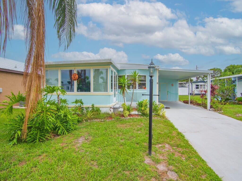 Spanish Lakes Riverfront - Residential