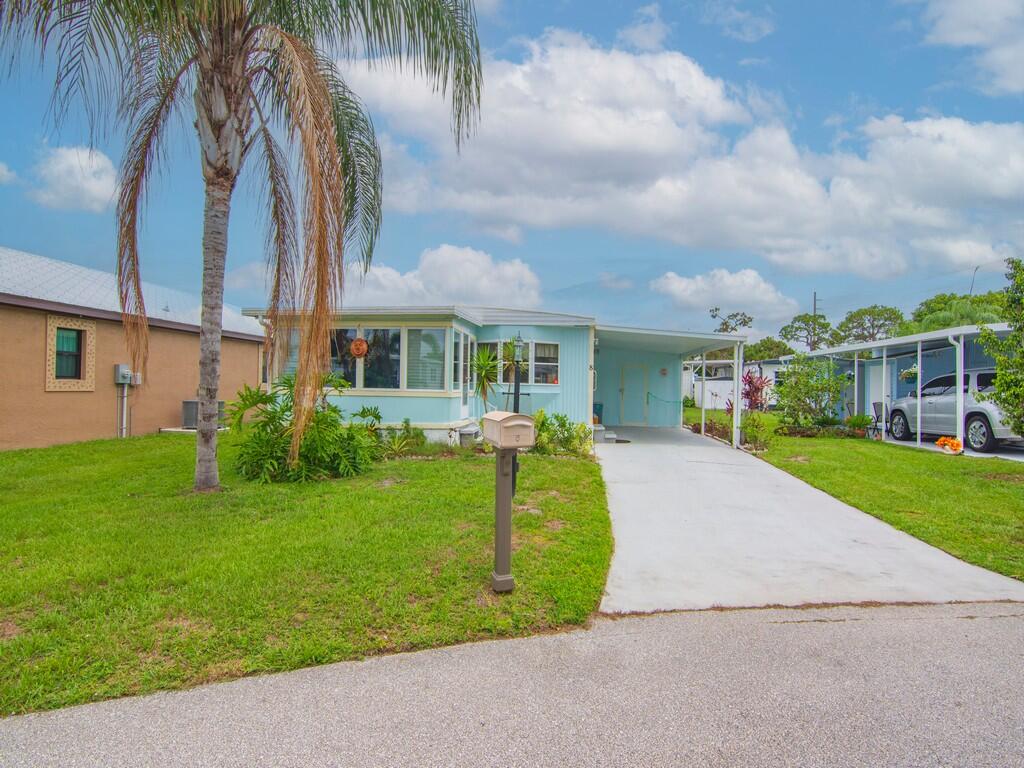 Spanish Lakes Riverfront - Residential