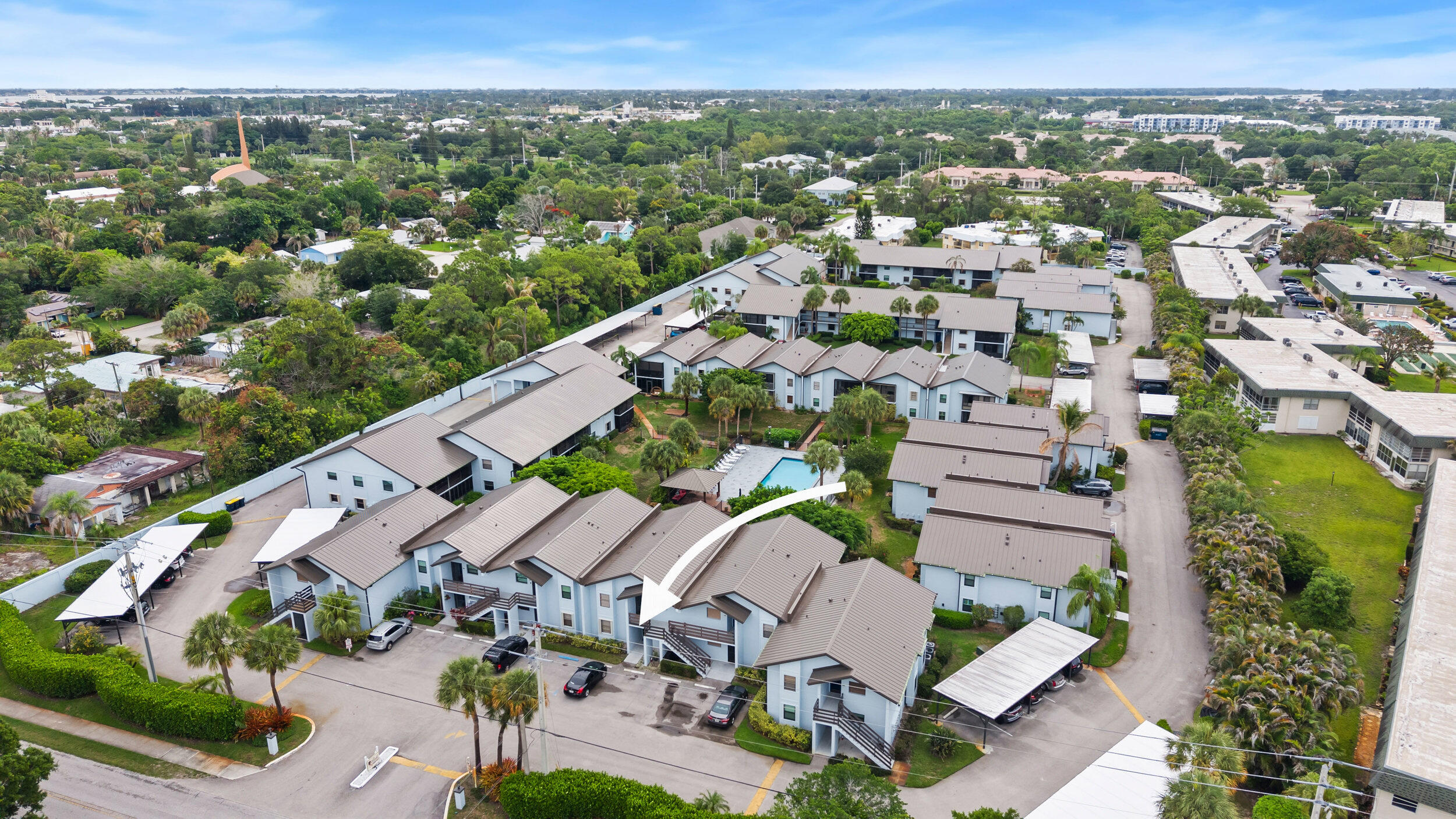 PARK SQUARE CONDO (AKA COUNTRY MEADOWS CONDO) - Residential
