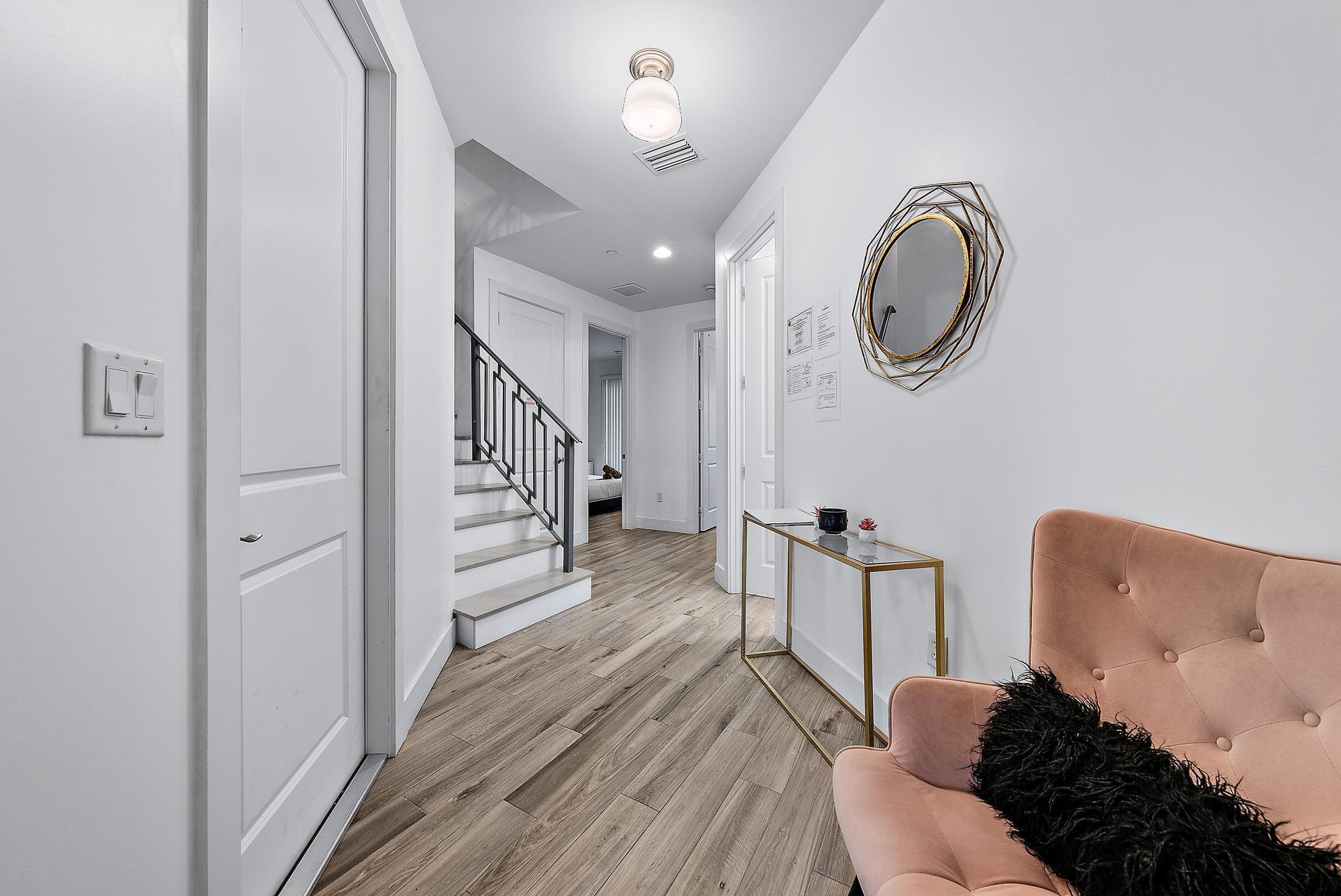 BELLA VILLAGGIO - Residential Lease