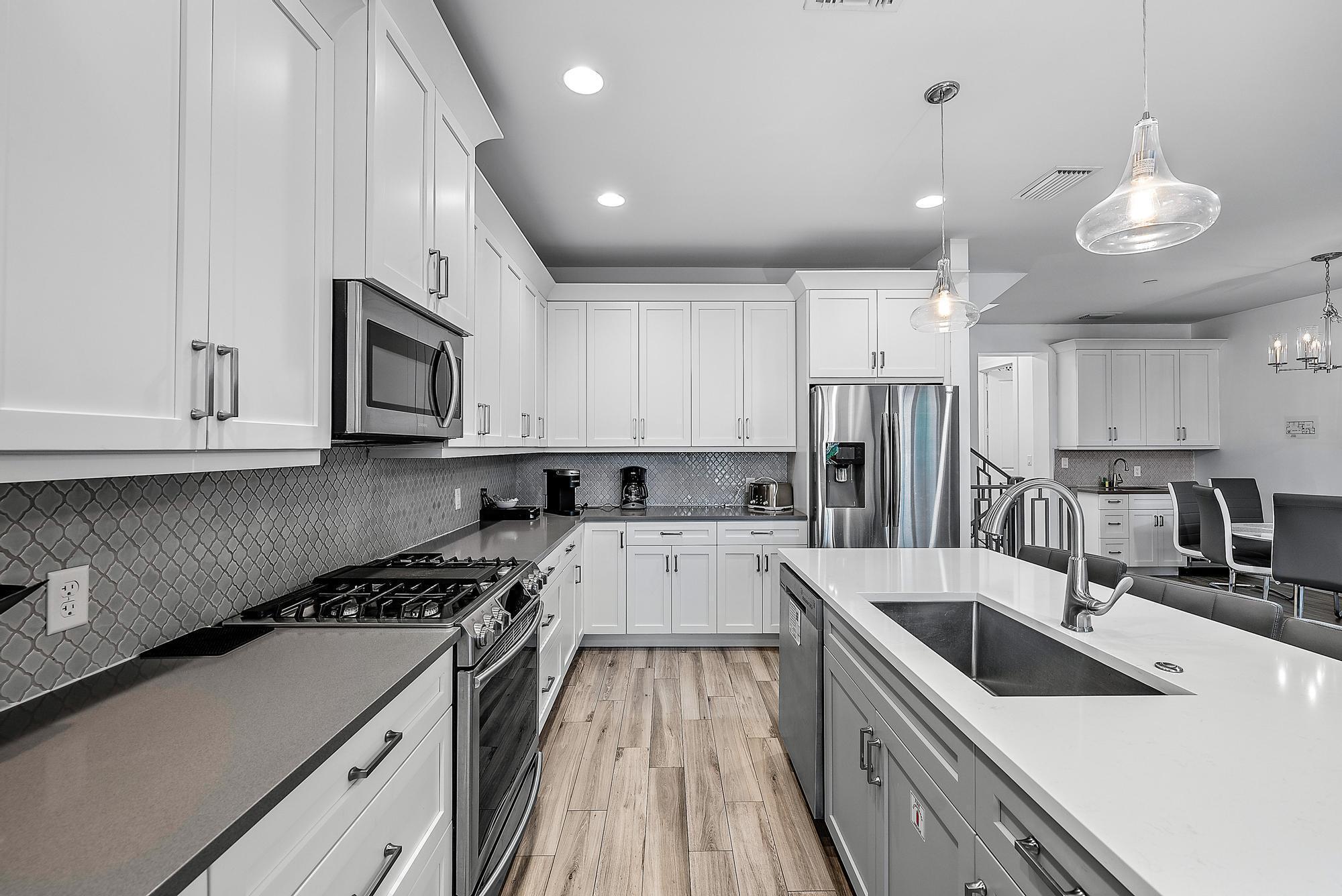 BELLA VILLAGGIO - Residential Lease