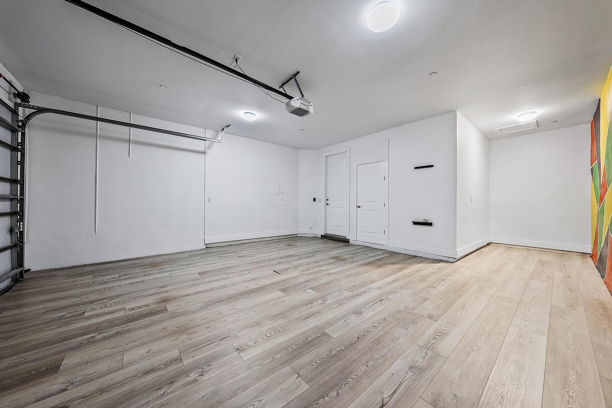 BELLA VILLAGGIO - Residential Lease