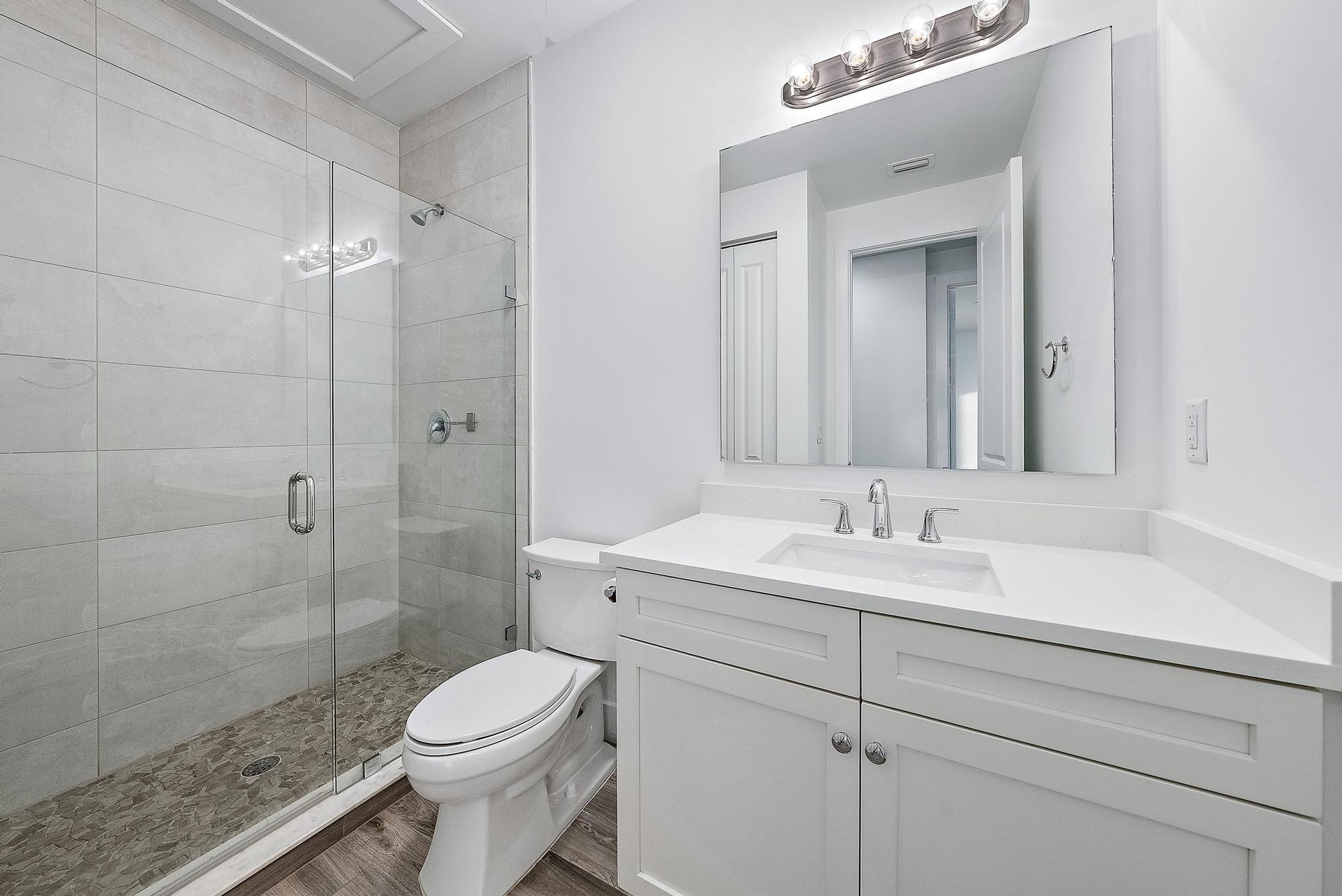 BELLA VILLAGGIO - Residential Lease