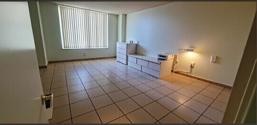 Winston Towers - Residential