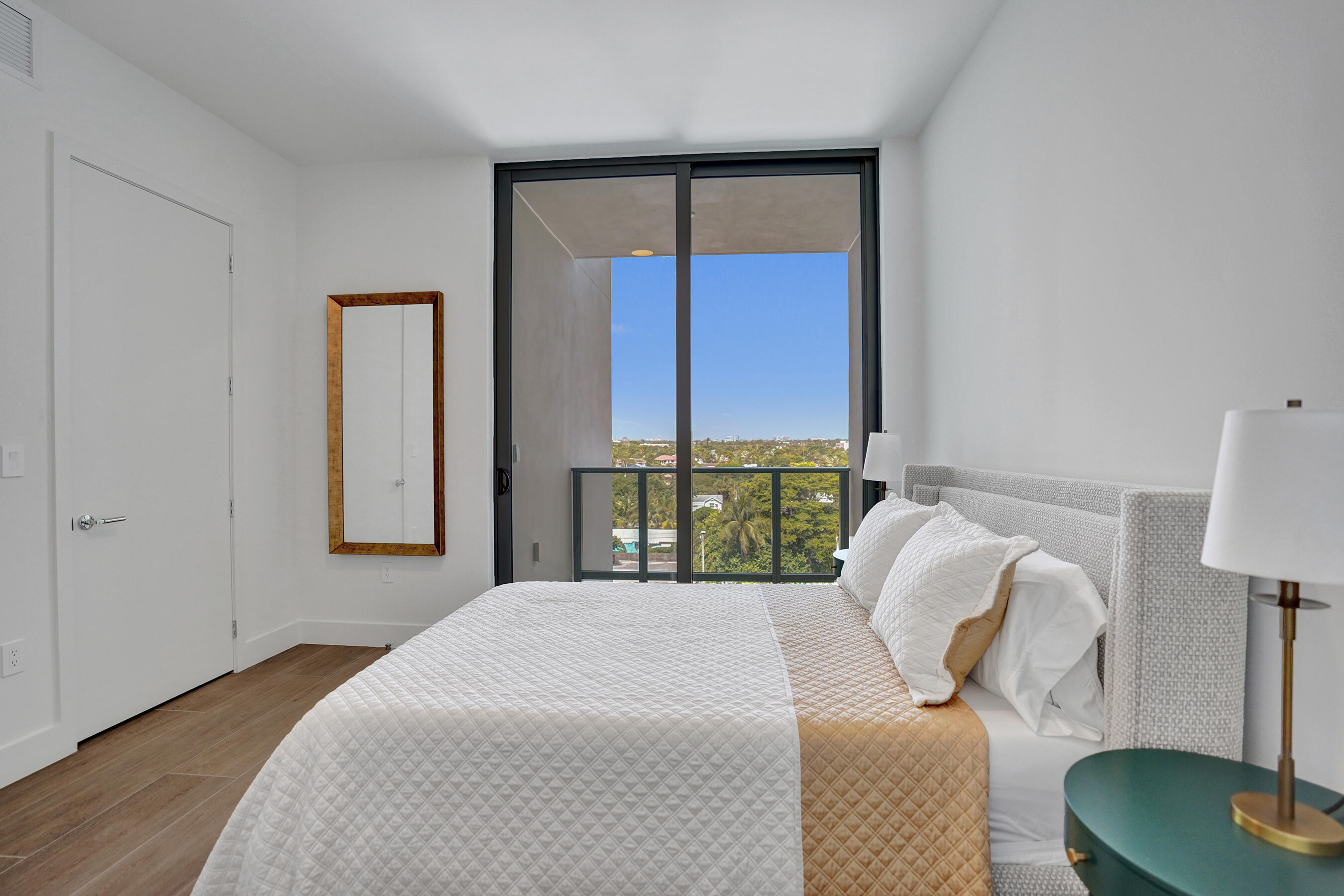 BLOUNT BROS POMPANO BEACH - Residential
