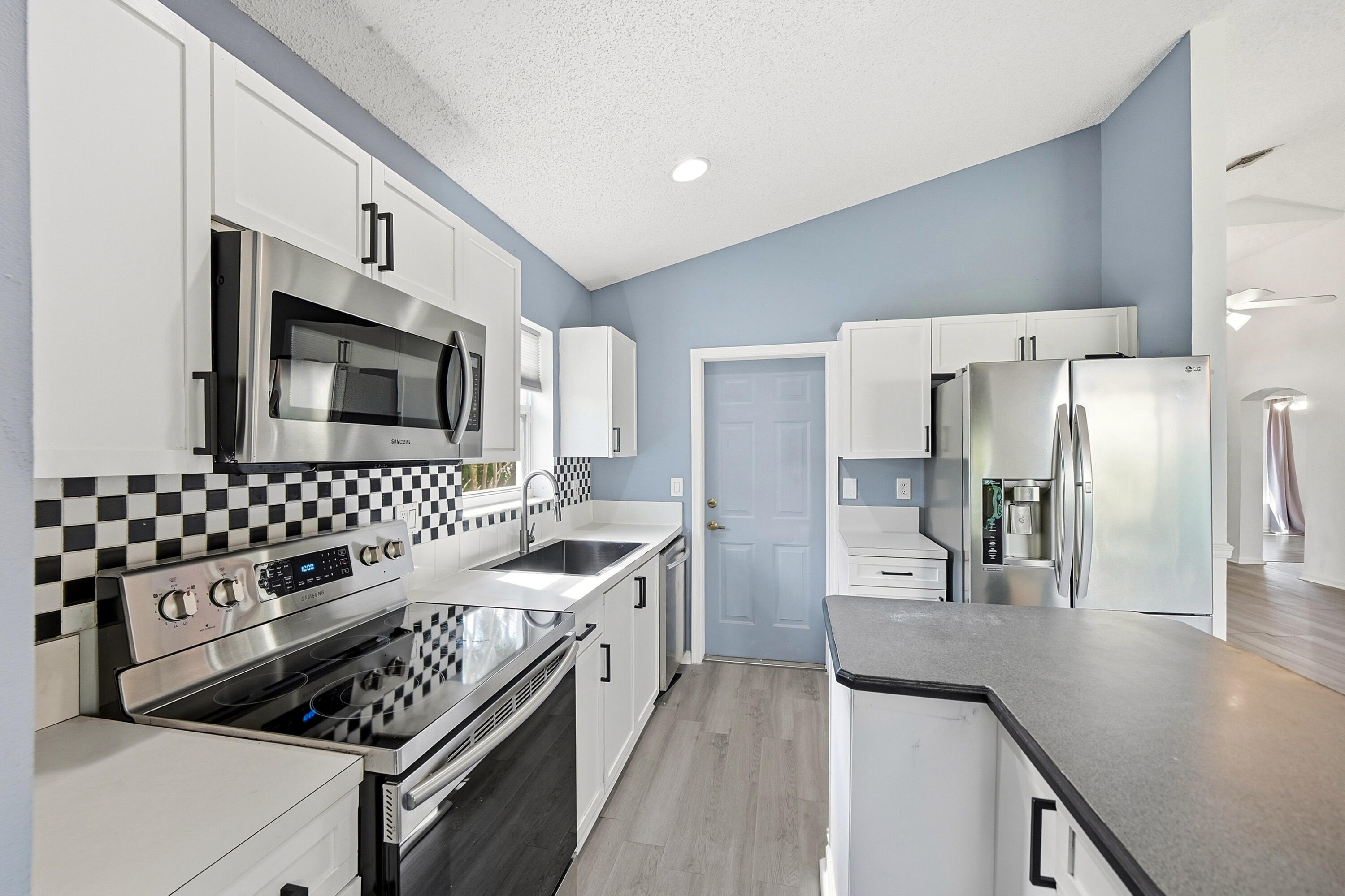 Wellington Lakes - Residential Lease