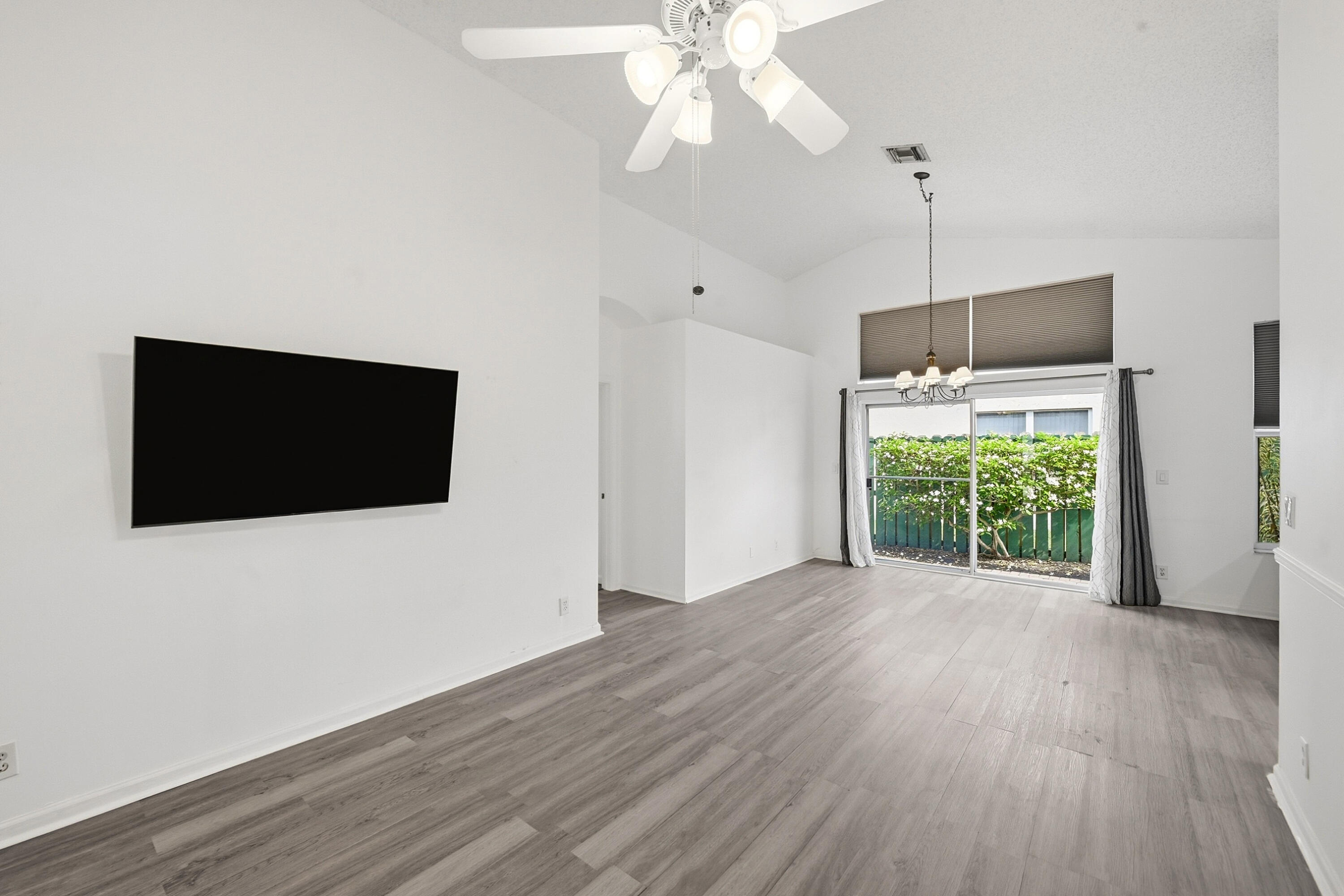 Wellington Lakes - Residential Lease