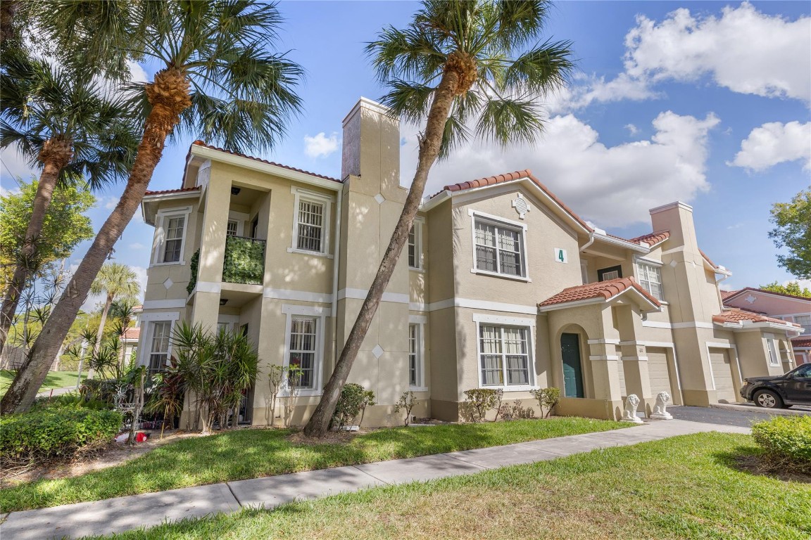 THE BELMONT AT NORTH LAUD - Residential