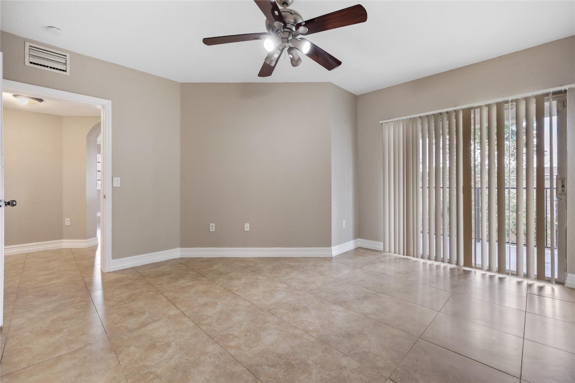 THE BELMONT AT NORTH LAUD - Residential