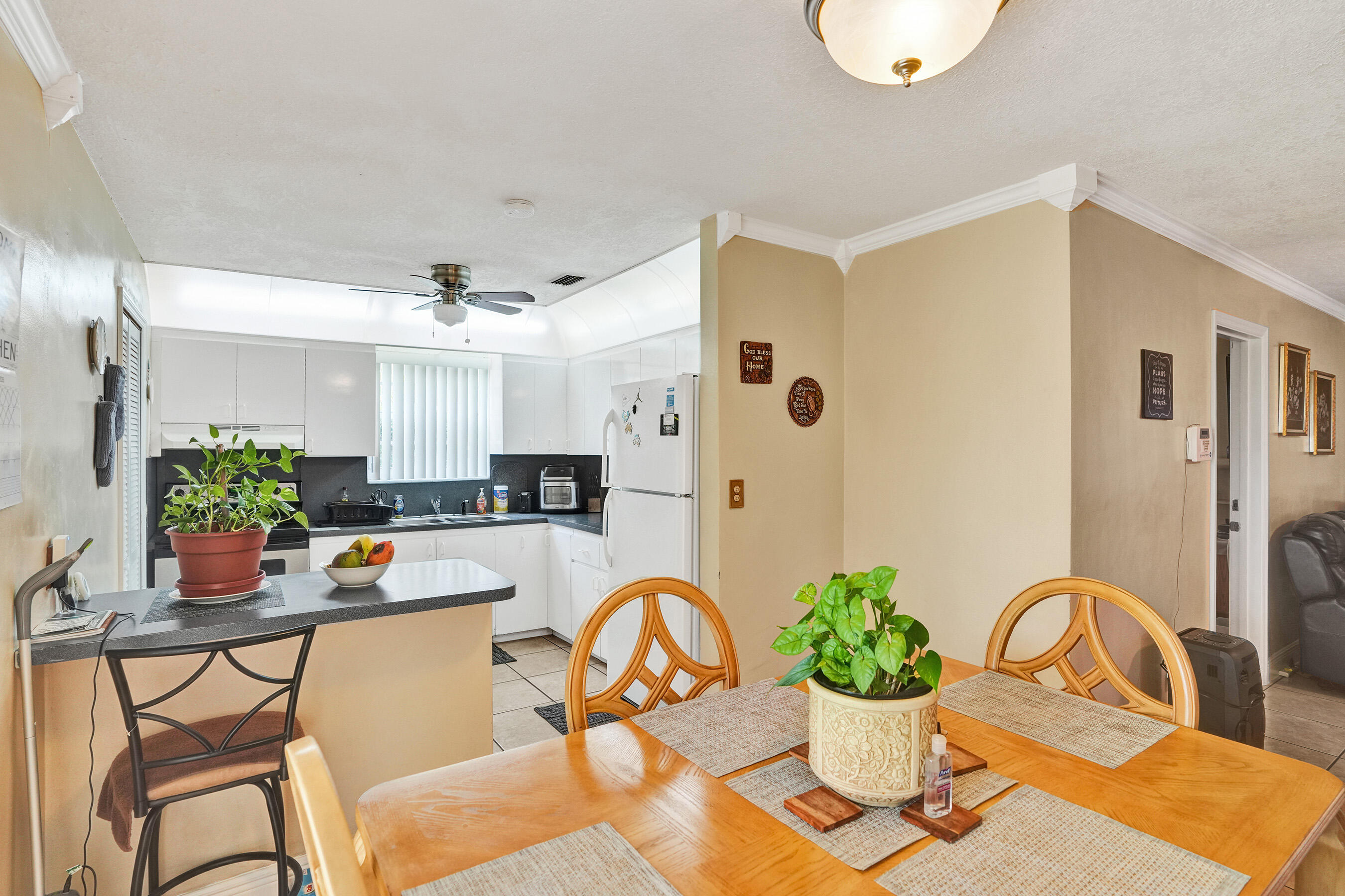 REALSITE ESTS SEC 3 - Residential
