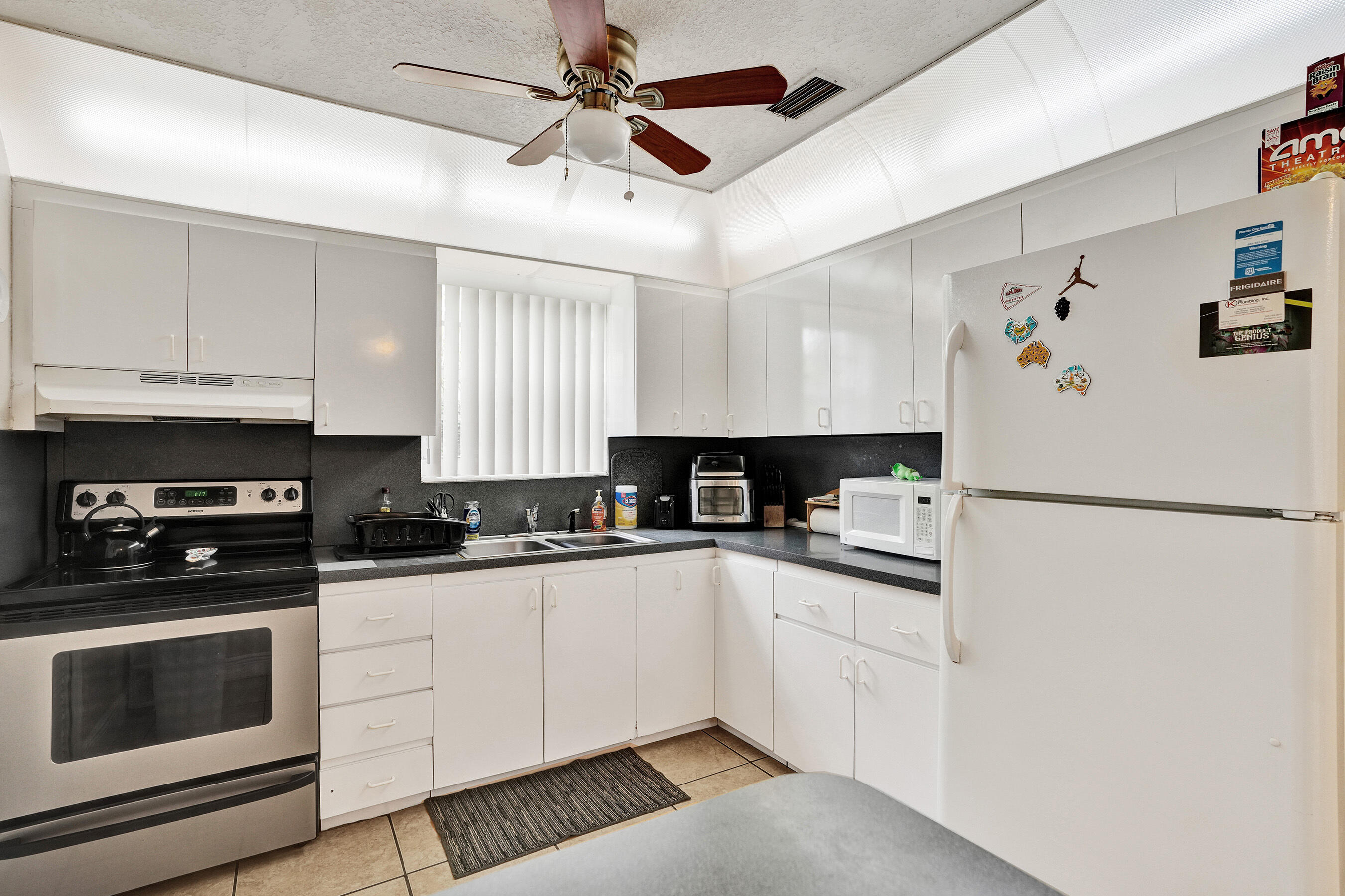 REALSITE ESTS SEC 3 - Residential