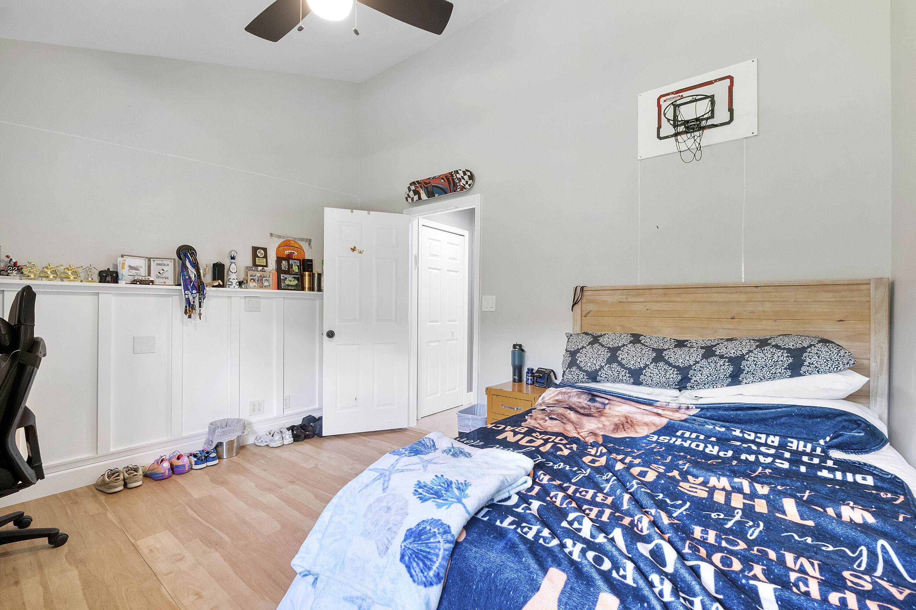 KENSINGTON - Residential Lease