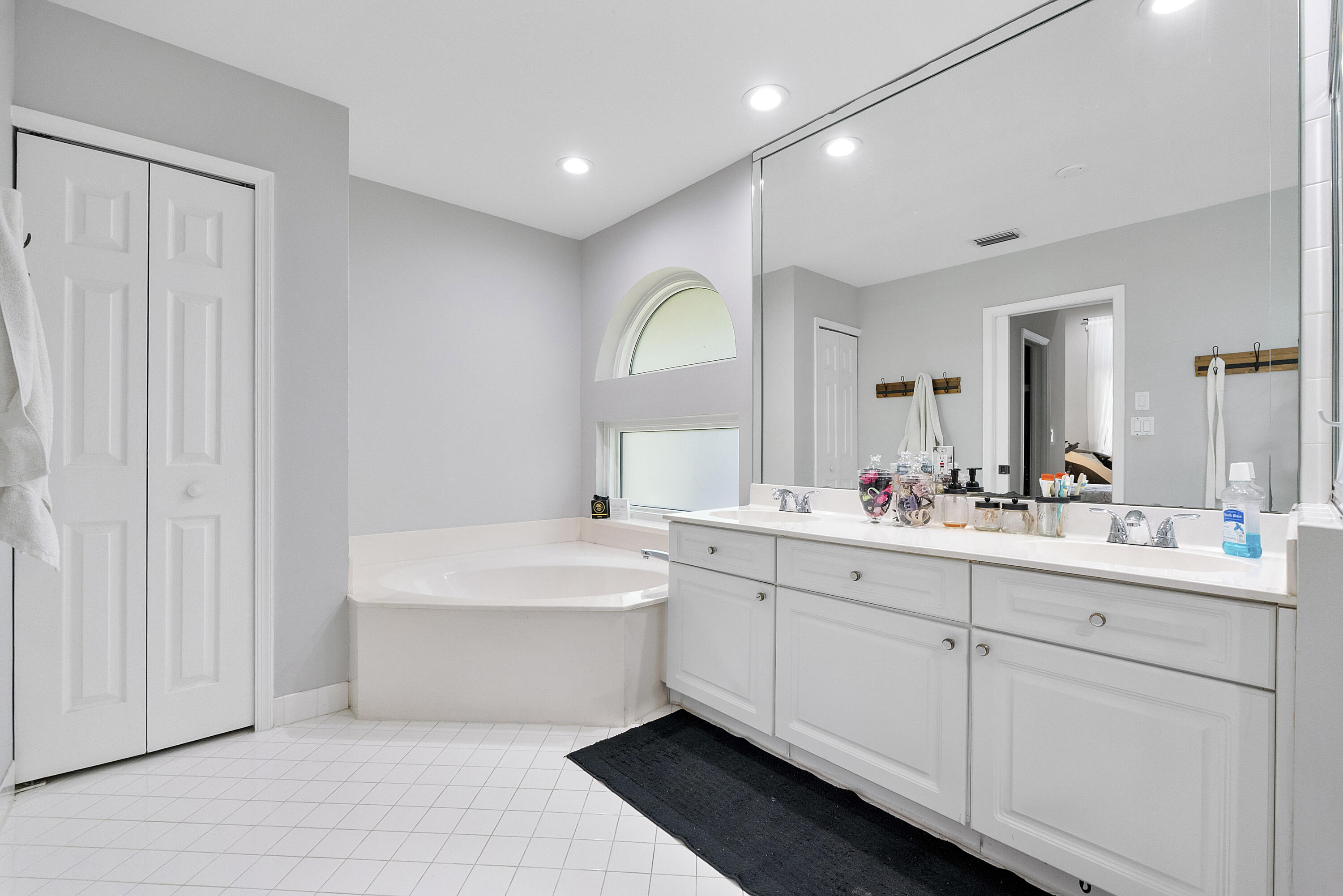 KENSINGTON - Residential Lease