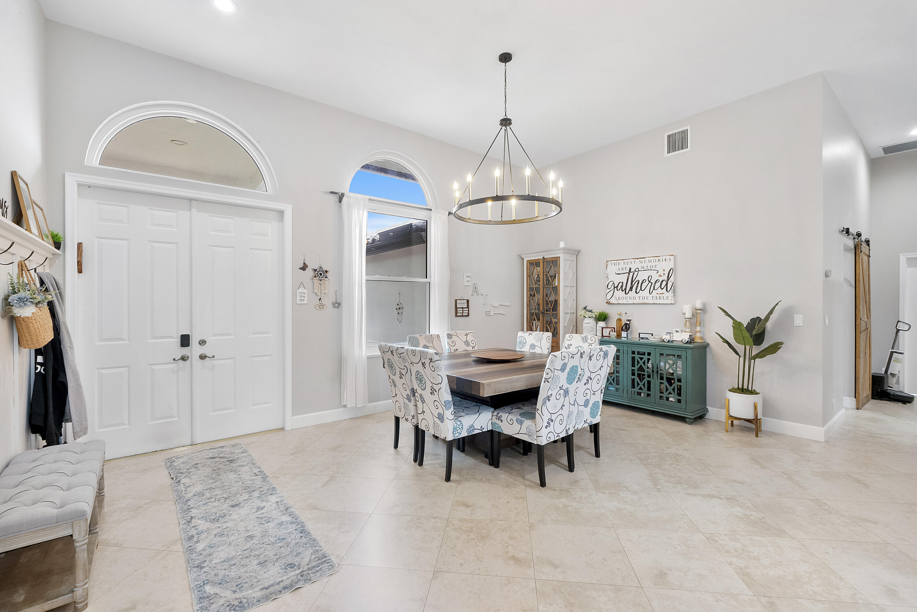 KENSINGTON - Residential Lease