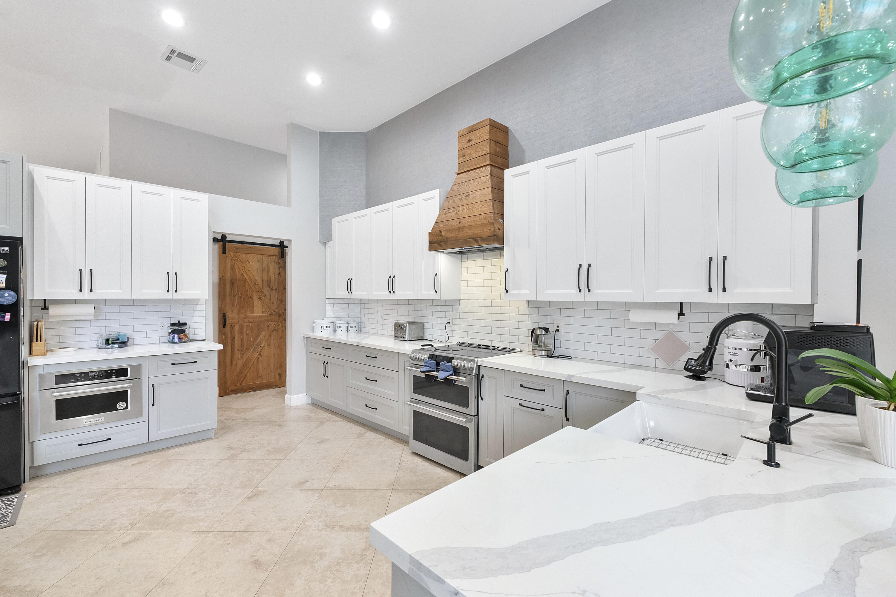 KENSINGTON - Residential Lease