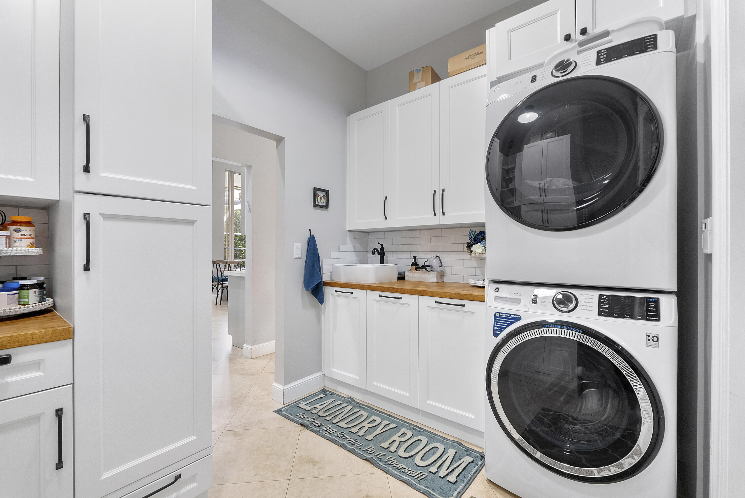 KENSINGTON - Residential Lease