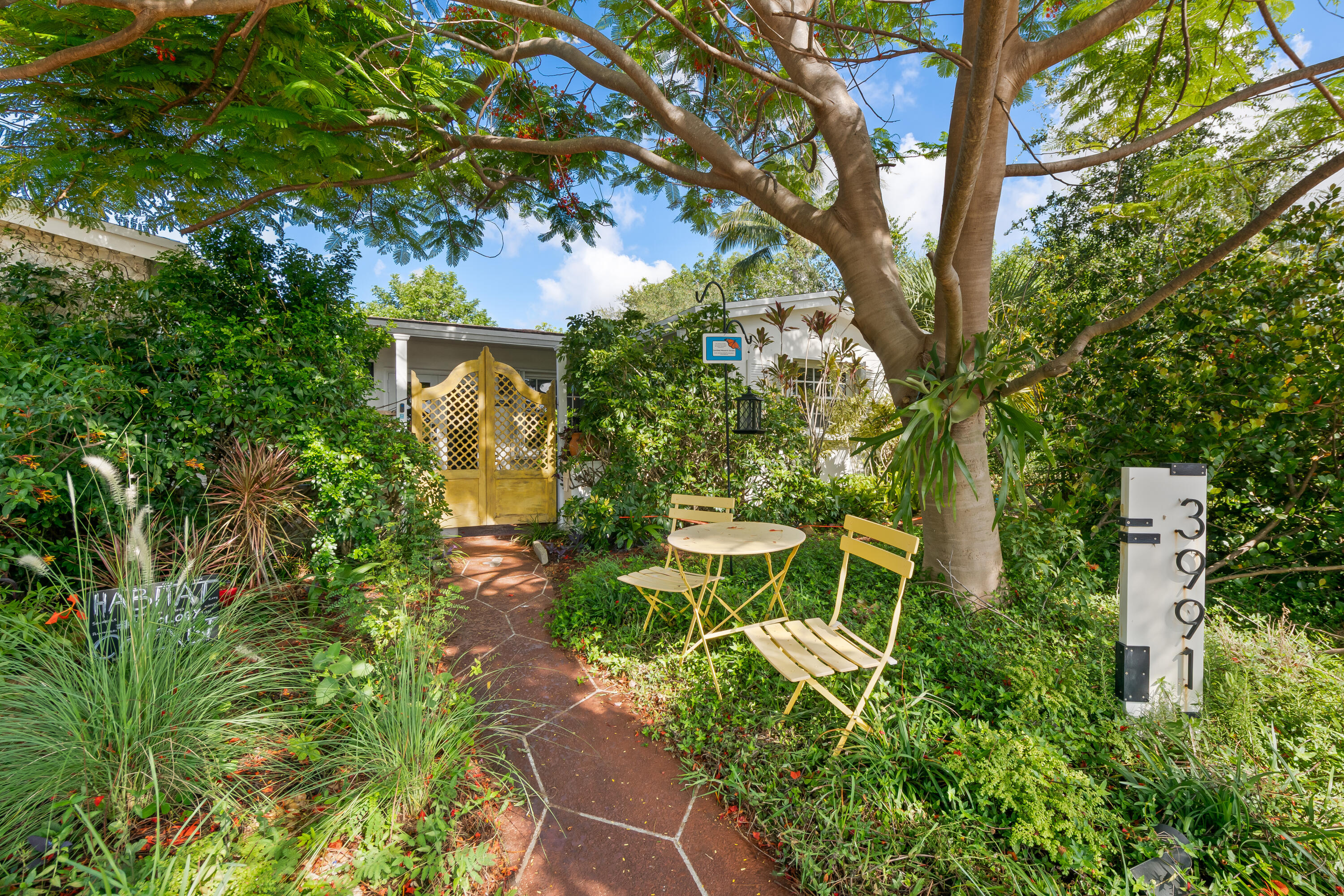 OAKLAND ESTATES SEC EIGHT - Residential