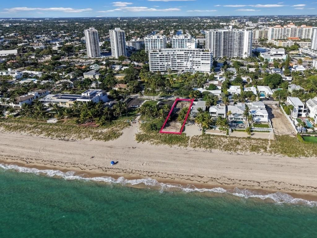 LAUDERDALE BEACH - Land