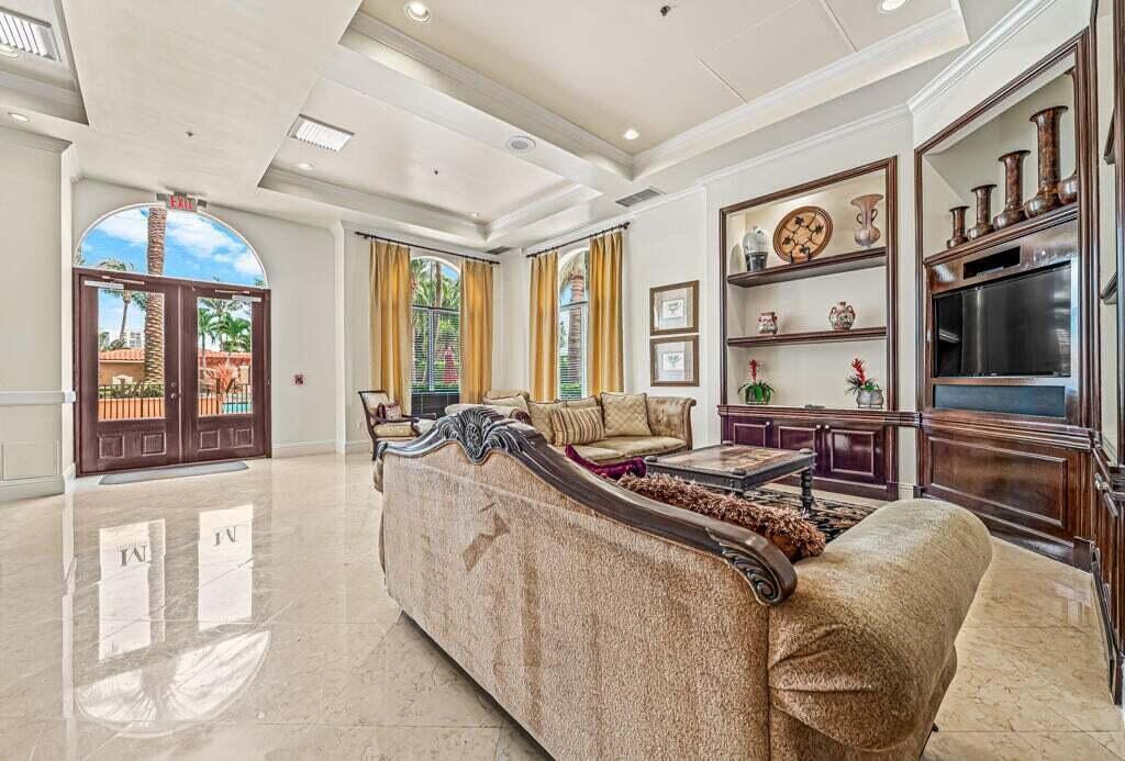 MONTECITO PALM BEACH CONDO - Residential Lease