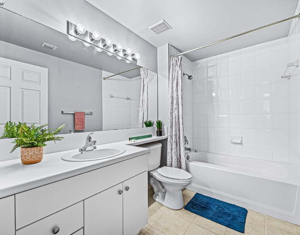 MONTECITO PALM BEACH CONDO - Residential Lease