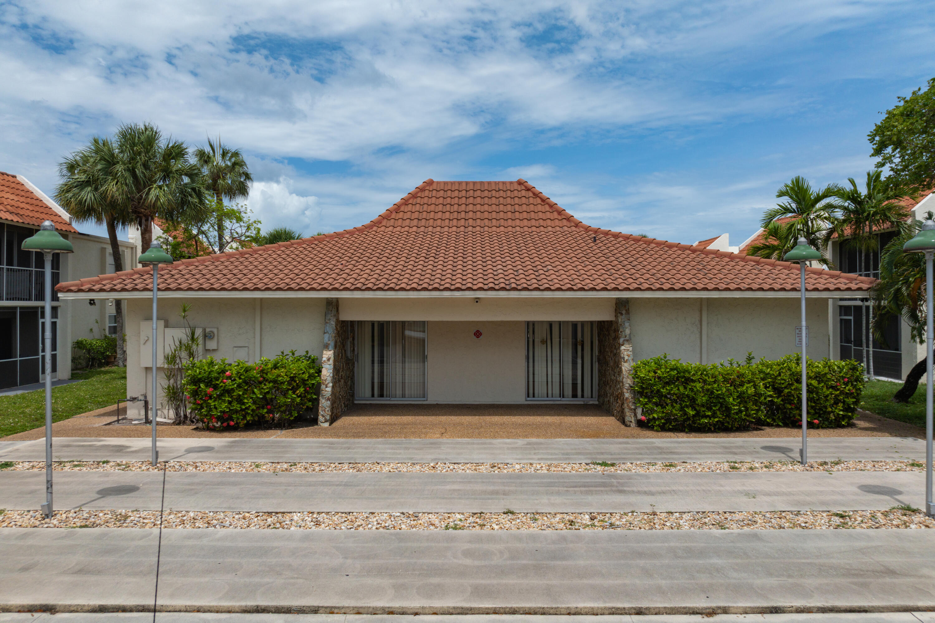 DEERFIELD PINES CONDO - Residential