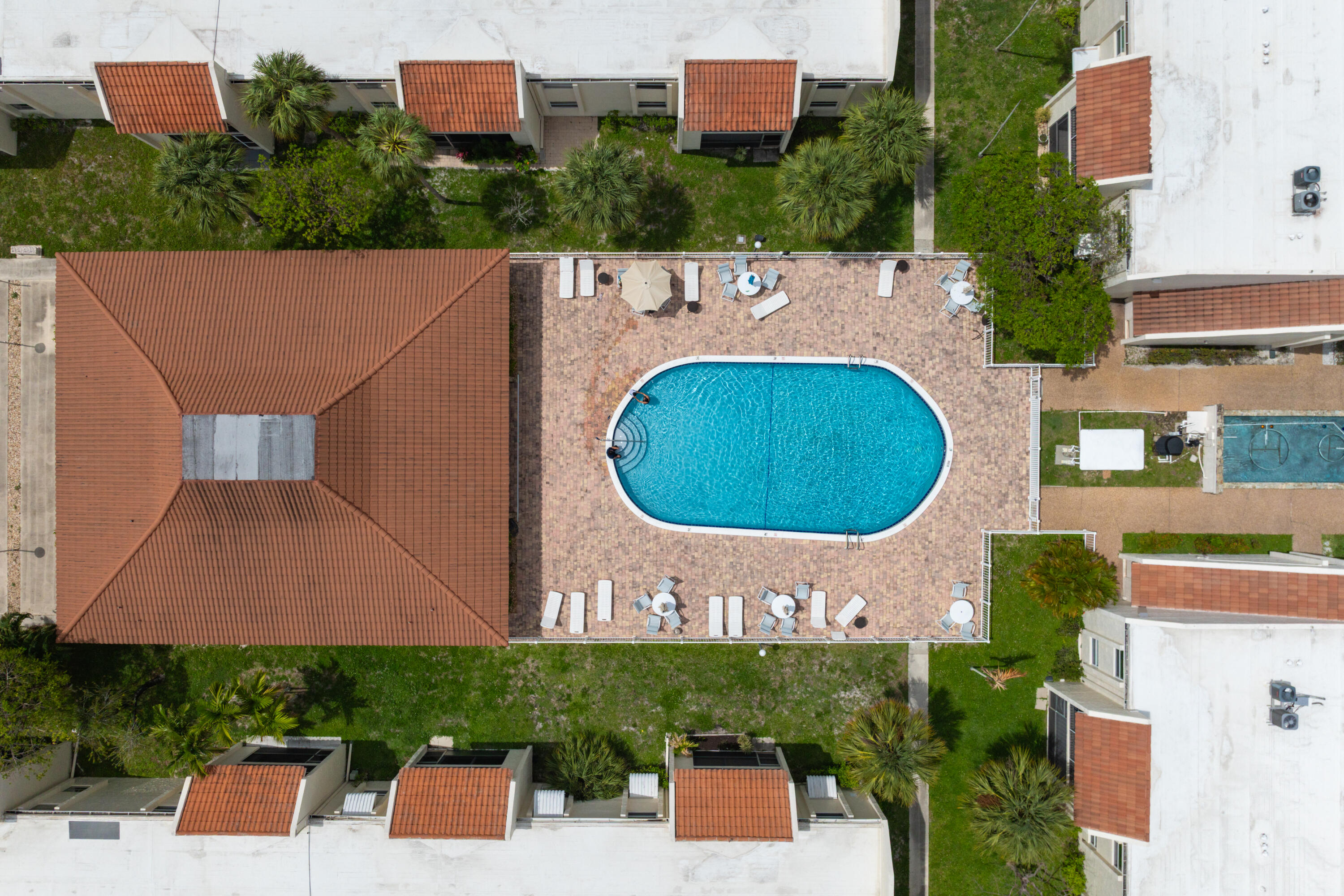 DEERFIELD PINES CONDO - Residential