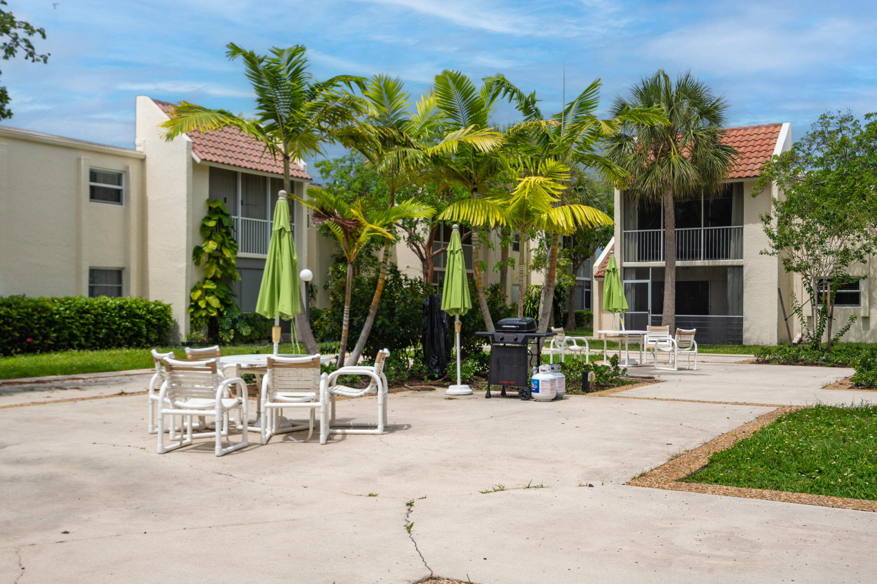 DEERFIELD PINES CONDO - Residential