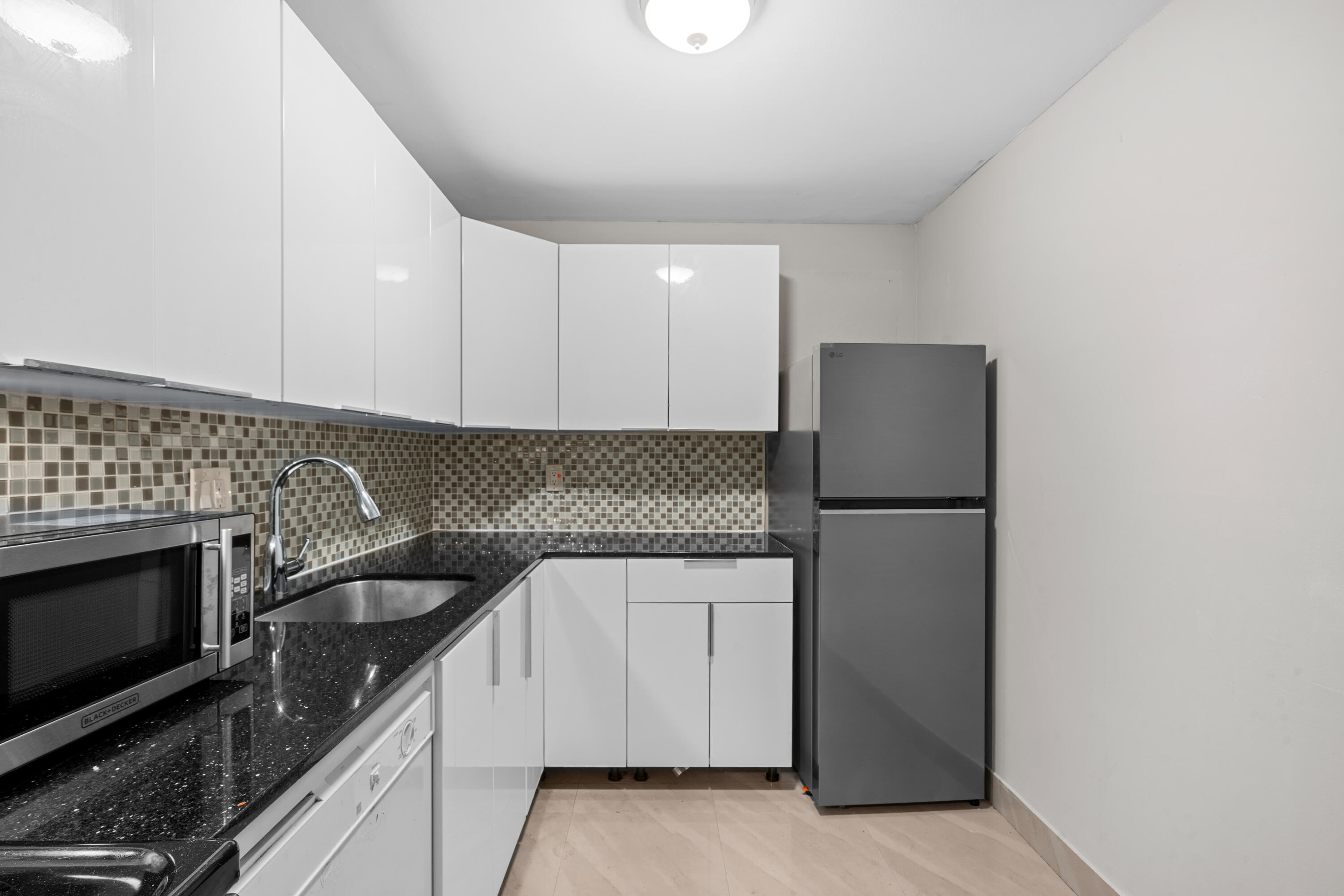 DEERFIELD PINES CONDO - Residential