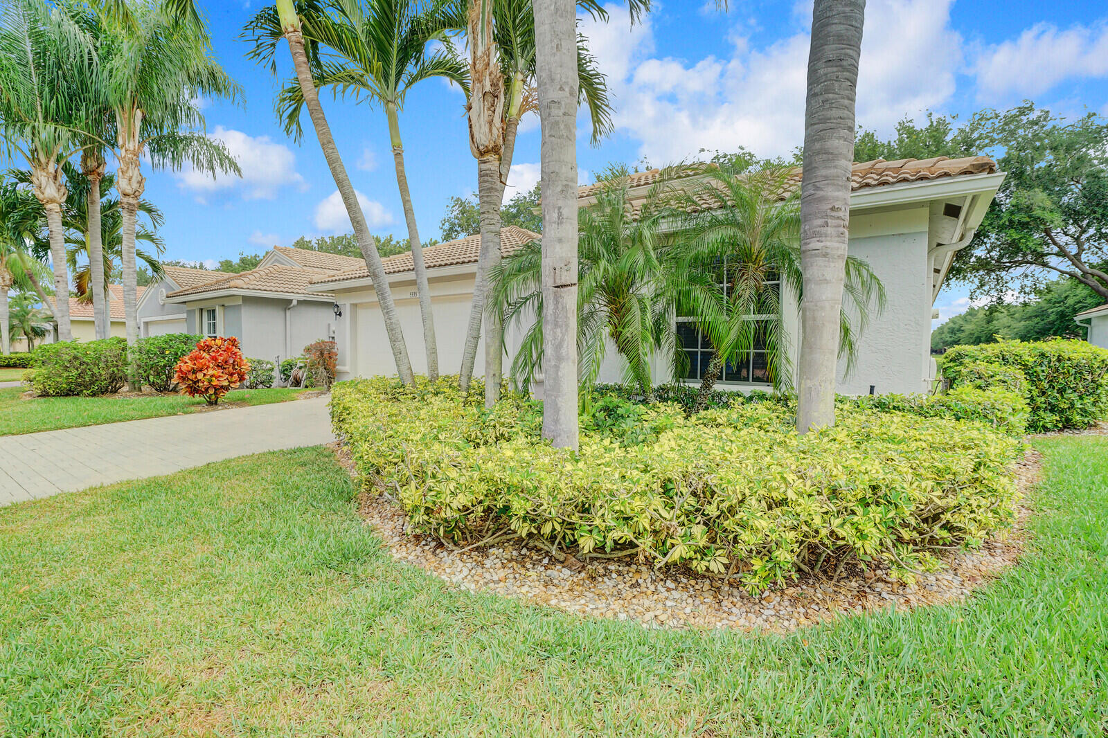 TUSCANY BAY - Residential Lease