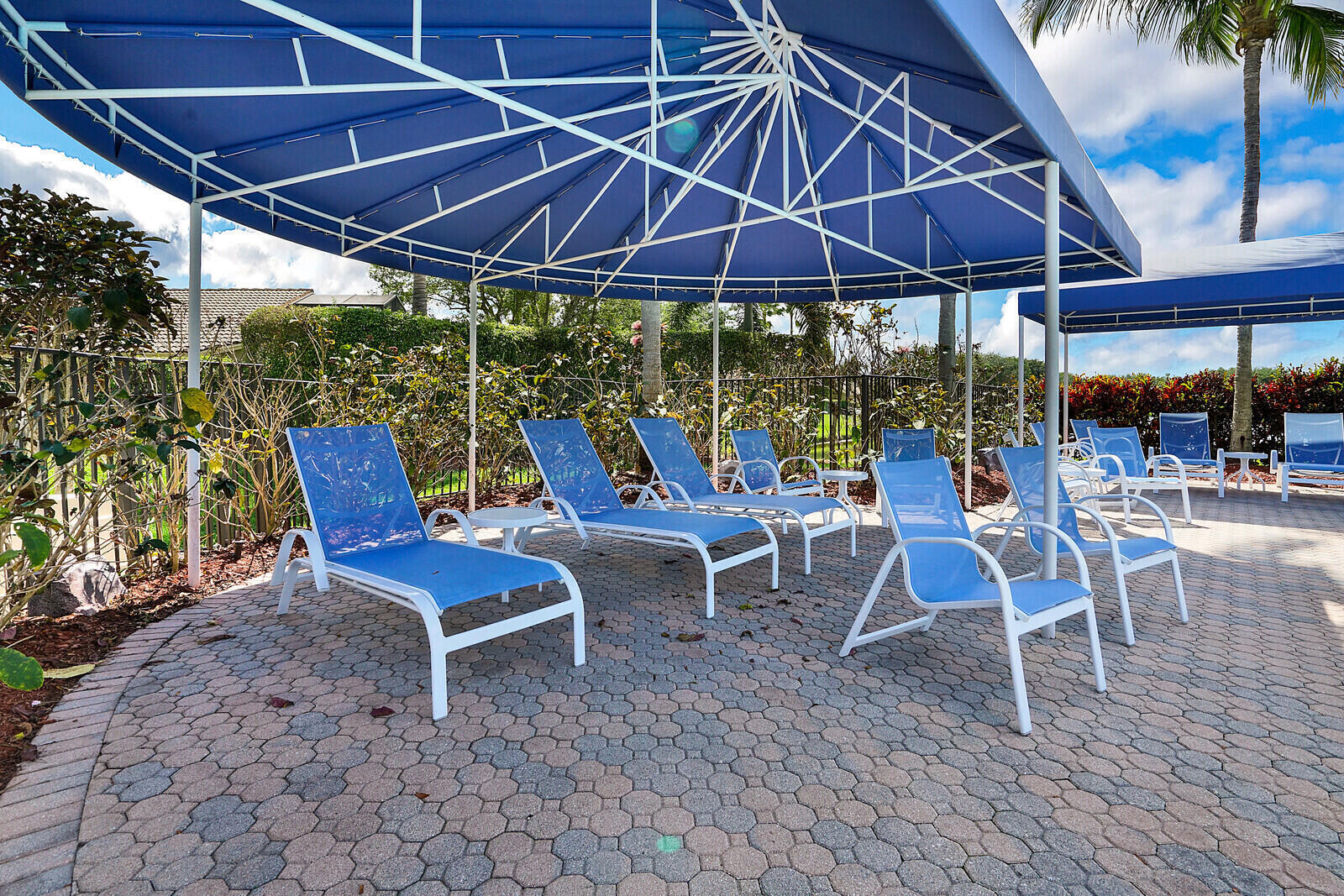 TUSCANY BAY - Residential Lease