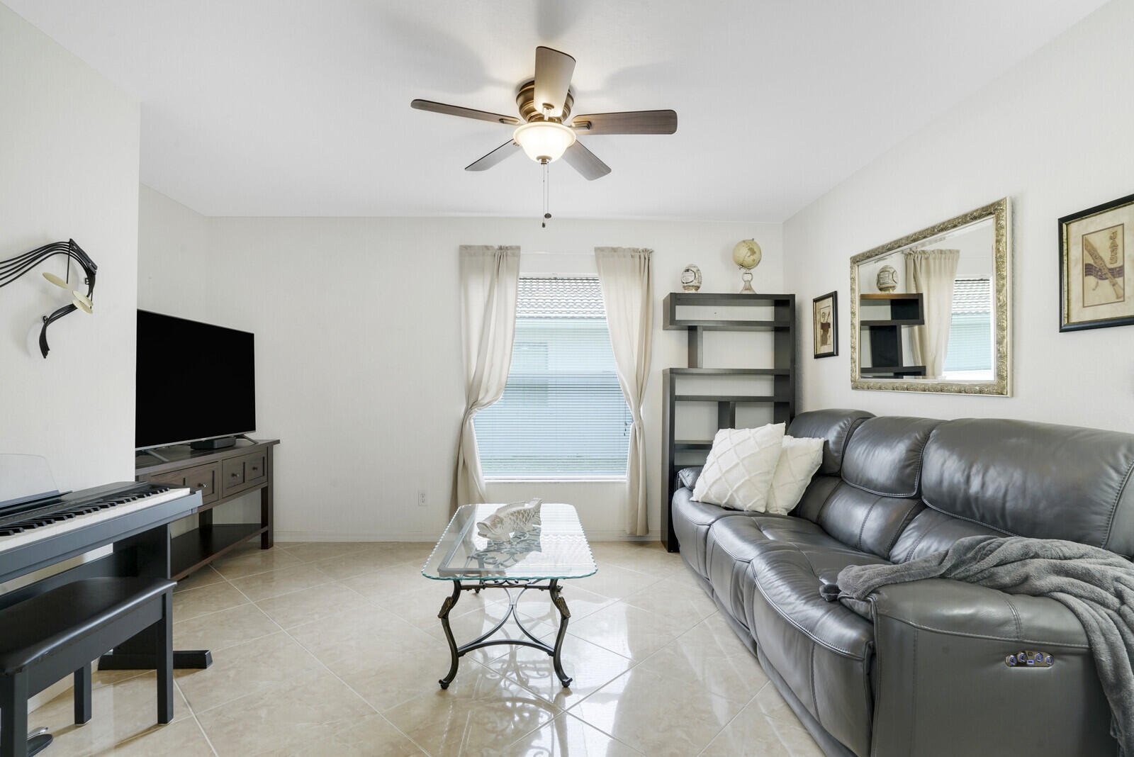 TUSCANY BAY - Residential Lease