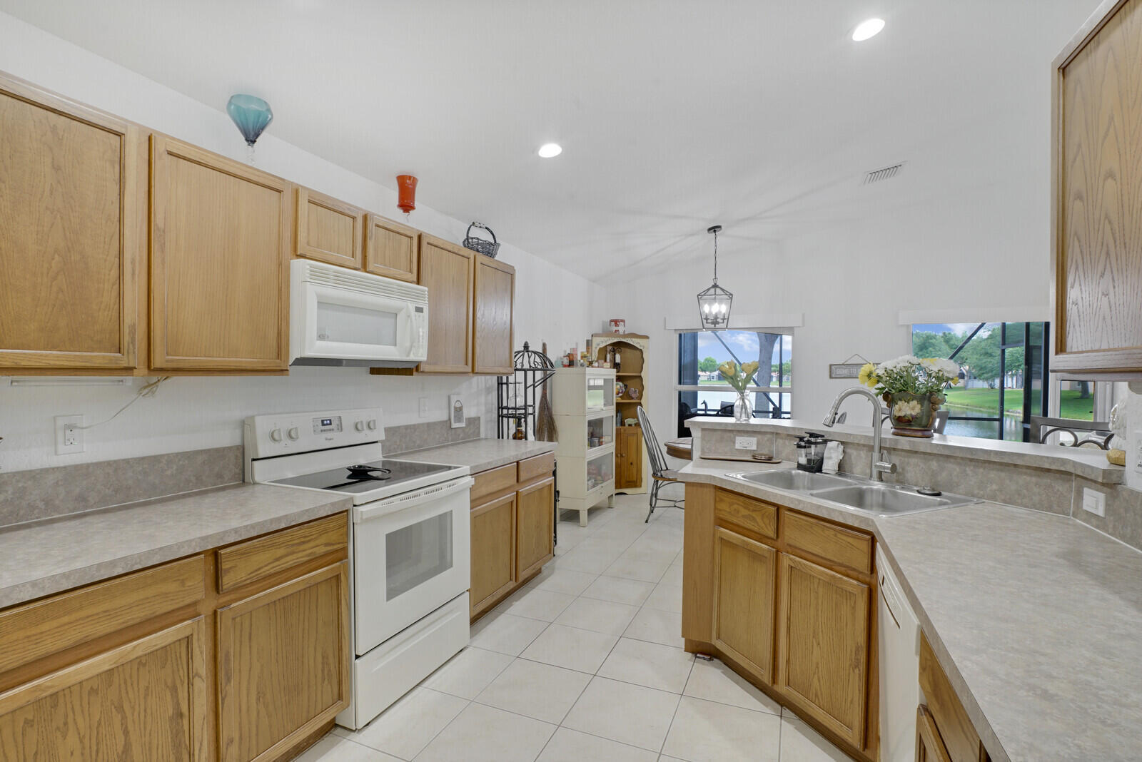 TUSCANY BAY - Residential Lease