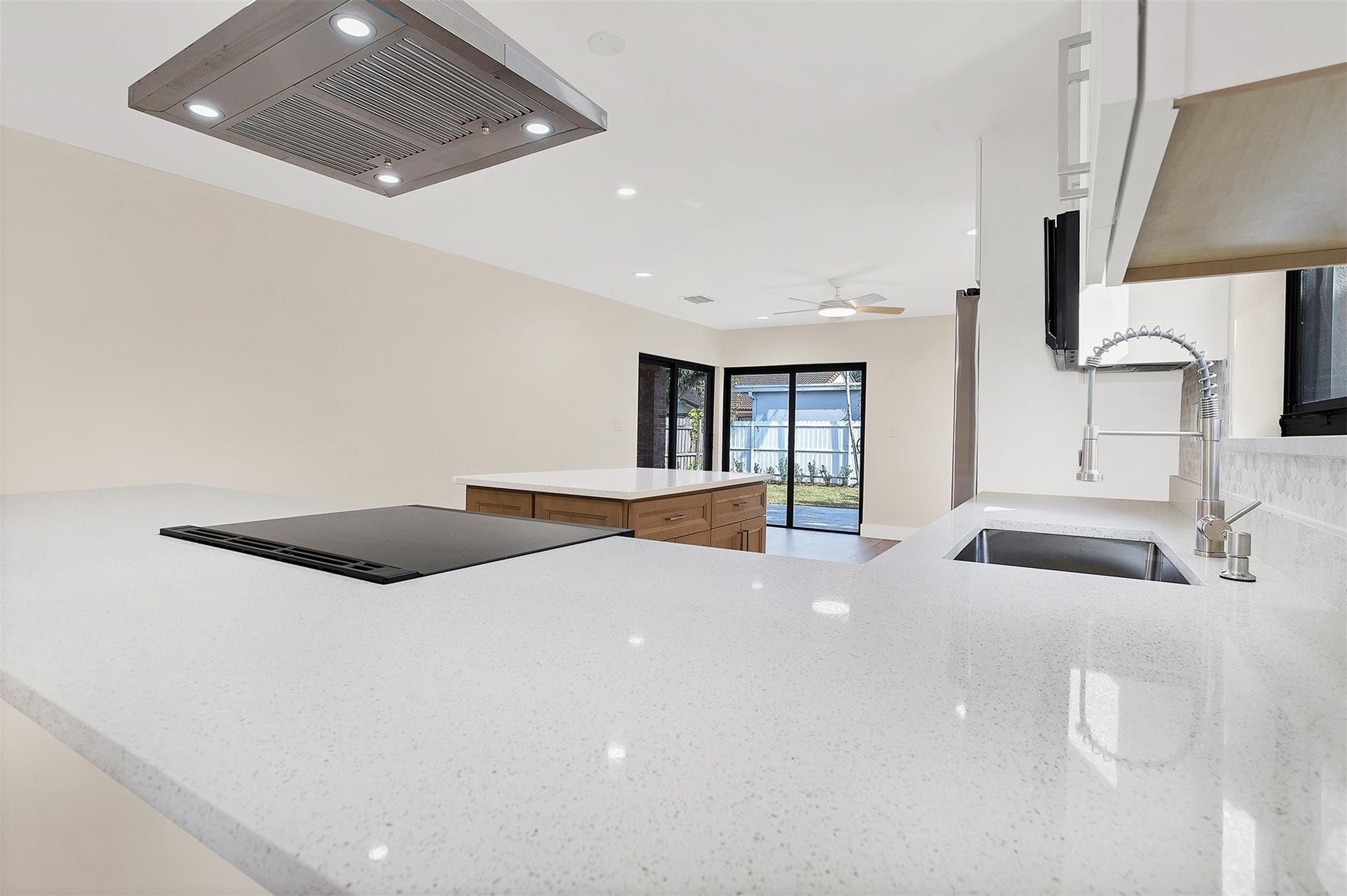 W FLAGLER PK - Residential Lease