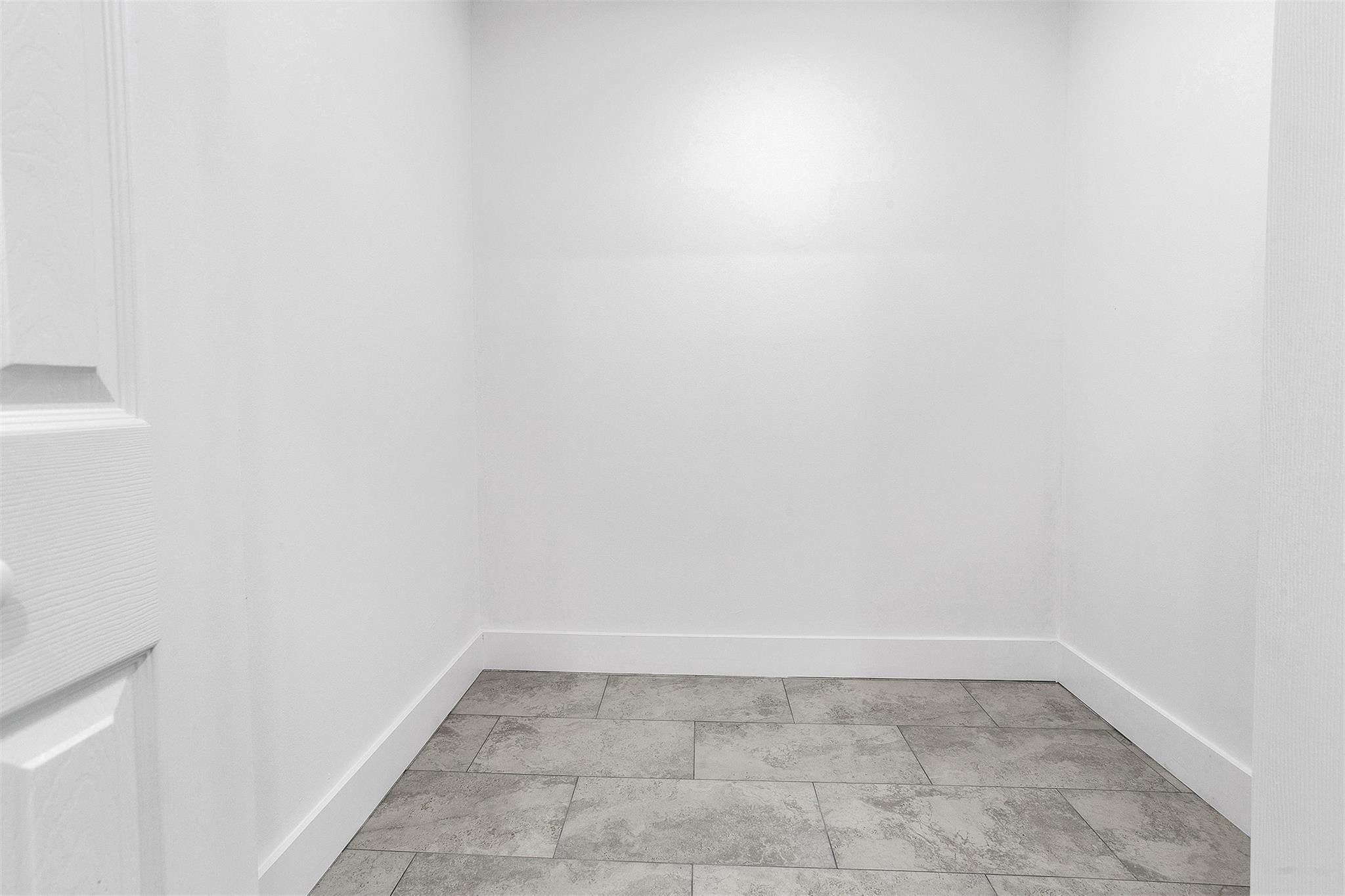 W FLAGLER PK - Residential Lease