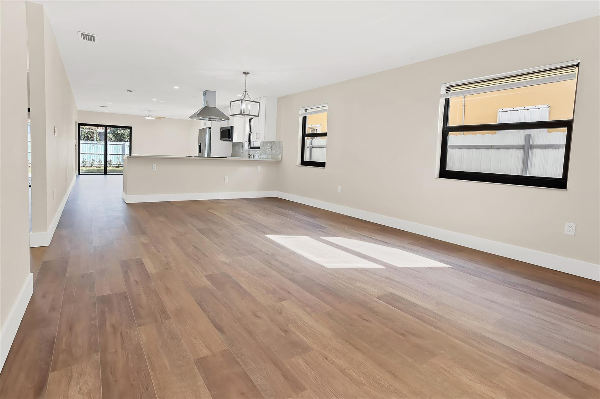 W FLAGLER PK - Residential Lease