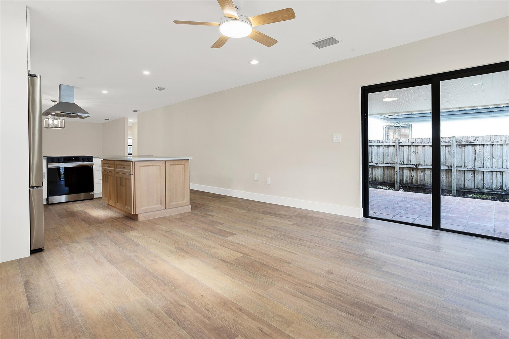 W FLAGLER PK - Residential Lease