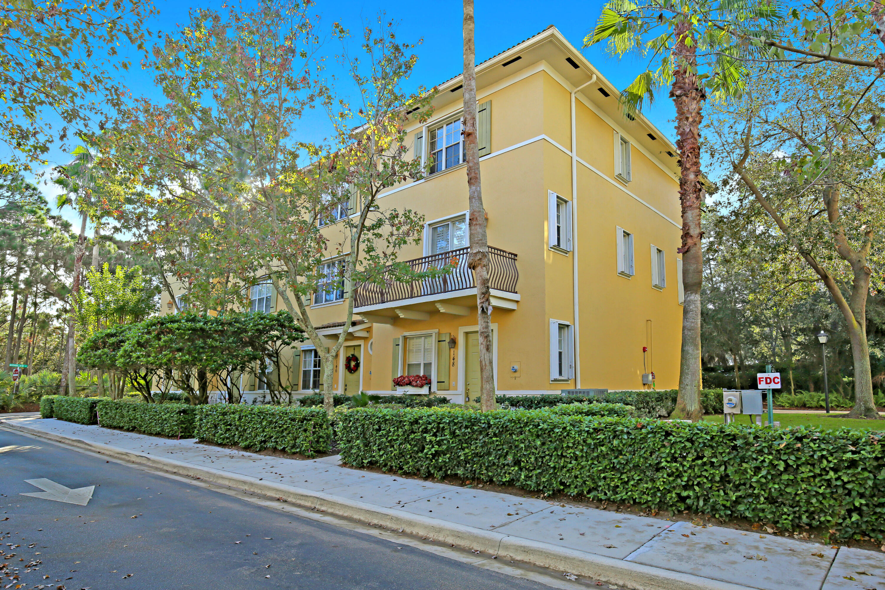 OSCEOLA WOODS - Residential Lease