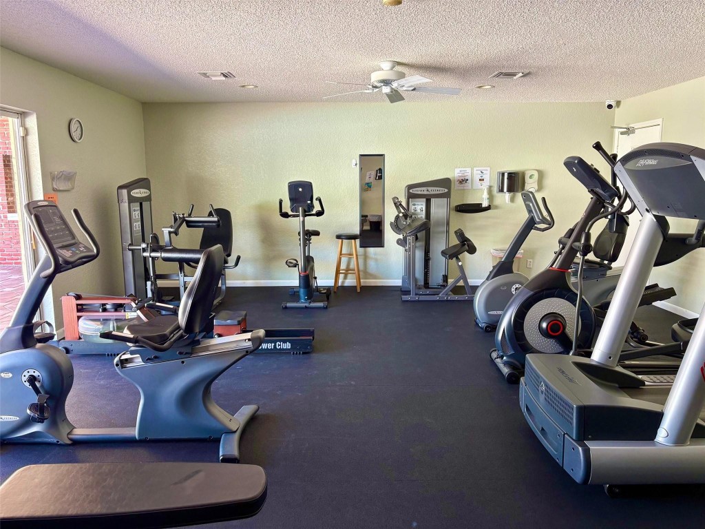 Oriole Golf & Tennis TWO - Residential