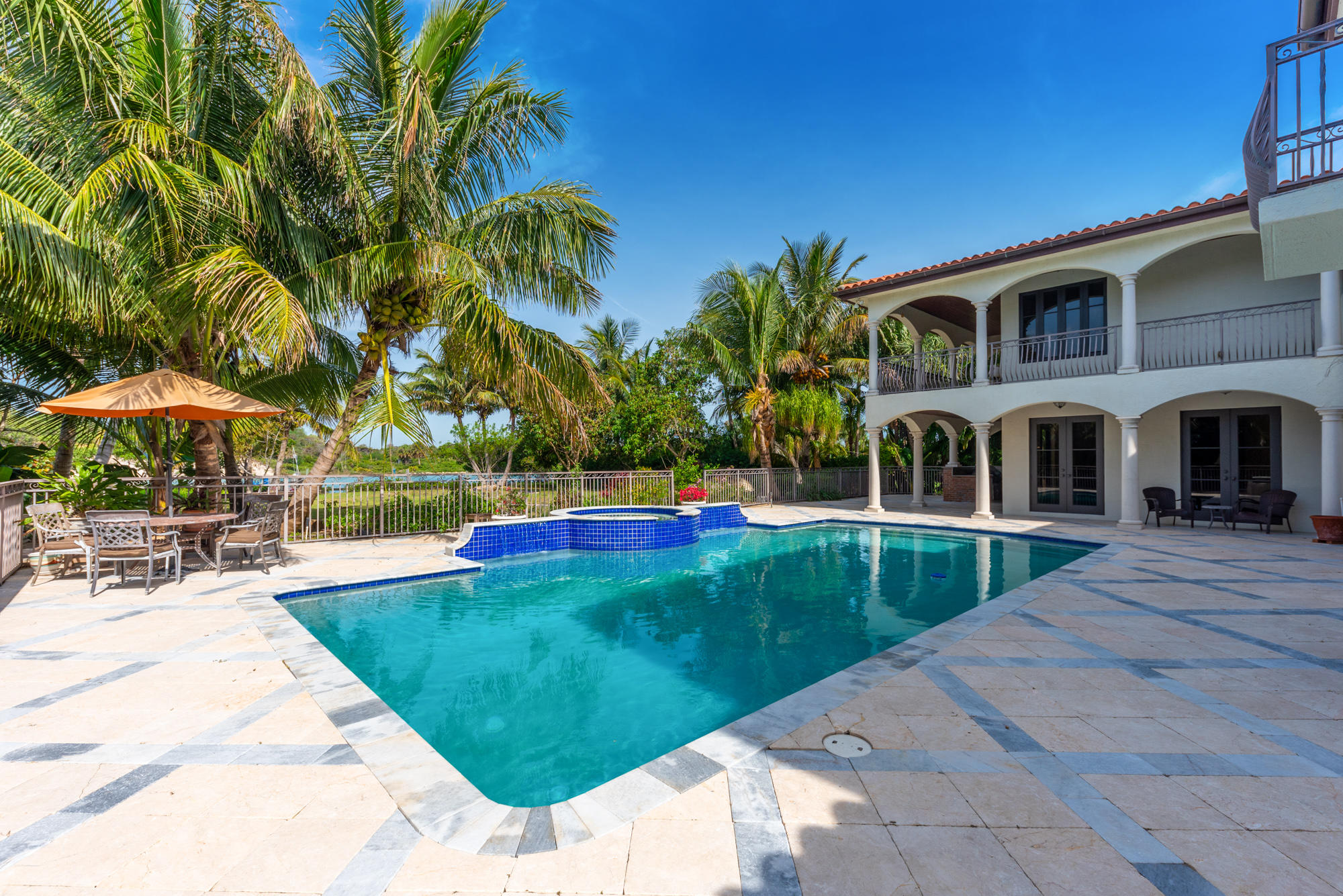 JUPITER INLET BEACH COLONY - Residential