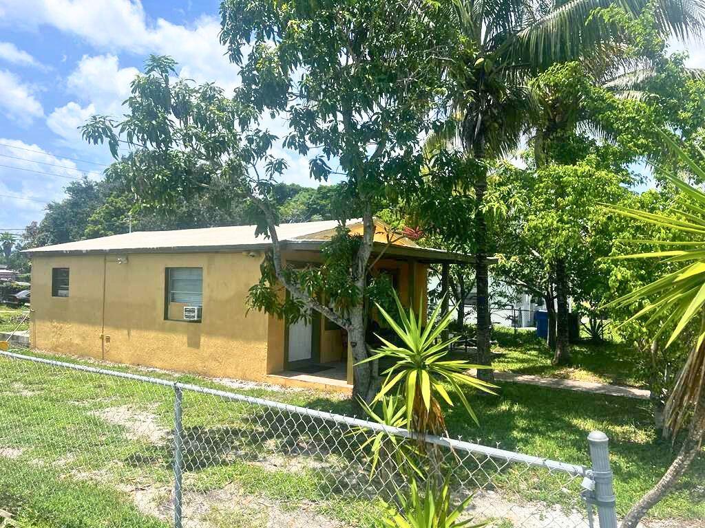 HYDE PARK SECOND SECTION - Residential
