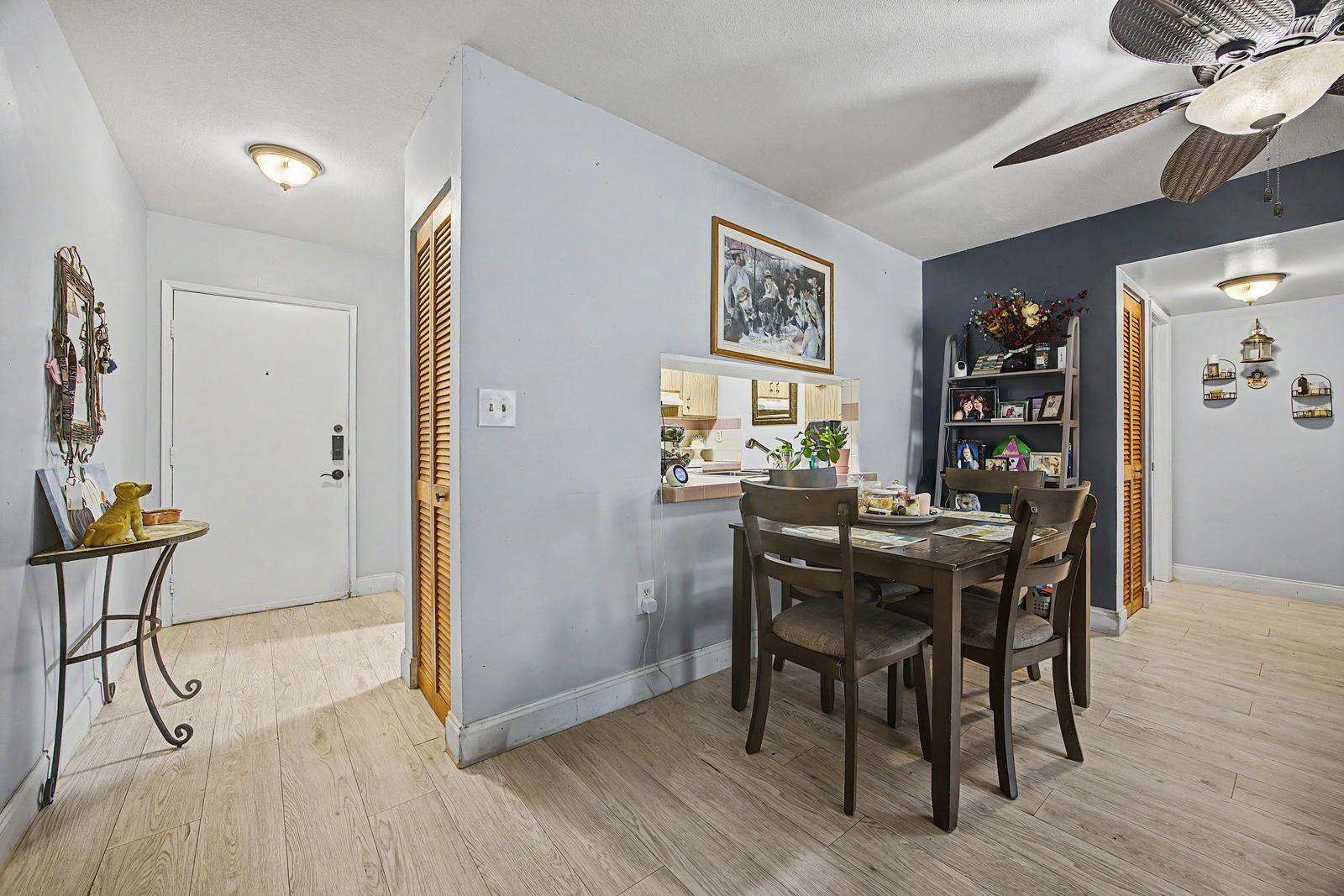 PARK LAKE VILG CONDO PHS 1 THRU 8 - Residential