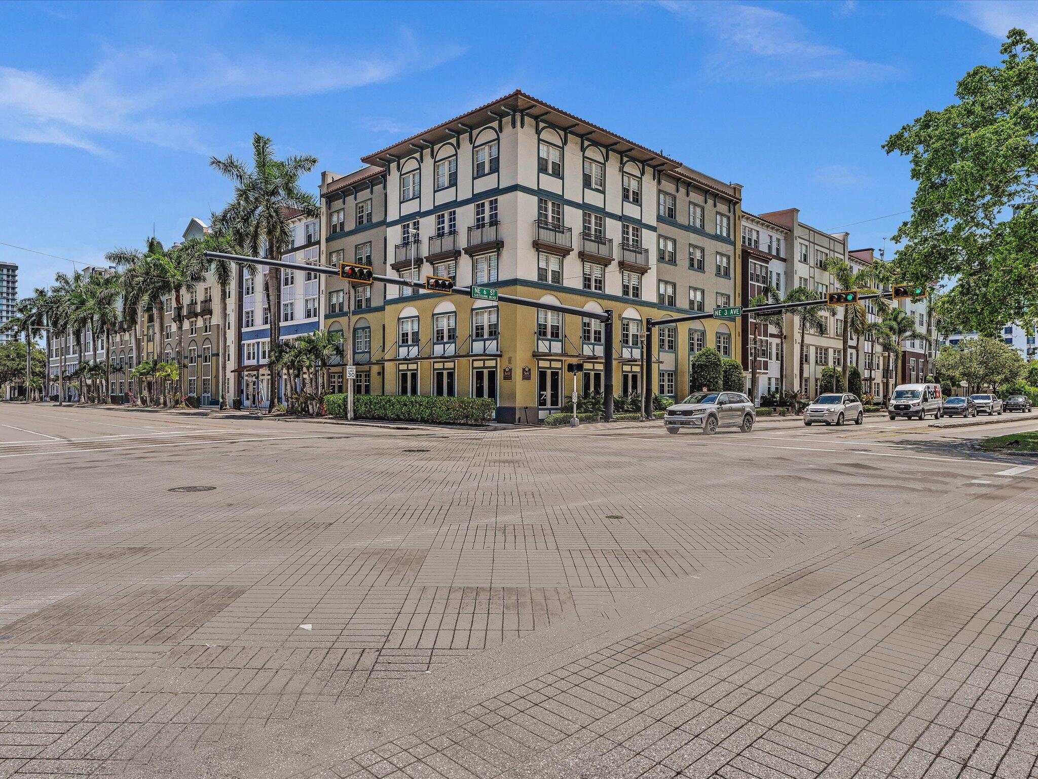 Price reflects your ability to make this *rare* large Flagler Village condo your own! Highly sought out Sole building walking distance to downtown Ft Lauderdale. Largest 1 bedroom unit in the building. 960 sq ft! HOA fees are lower than most & include water & internet. Unit overlooks the beautiful pool with lovely natural lighting into the unit. Very large living area with separate dining area and huge double living room. Big open kitchen area and laundry area inside unit. Bedroom very nice size with lots of light. Large garden tub. Building is secured and has gym, pool, clubhouse with pool table and bar, business center, courtyard for walking, and building is very pet friendly! Owner selling as-is and you can upgrade as you like to make it your own. A rare find in this building/area!
