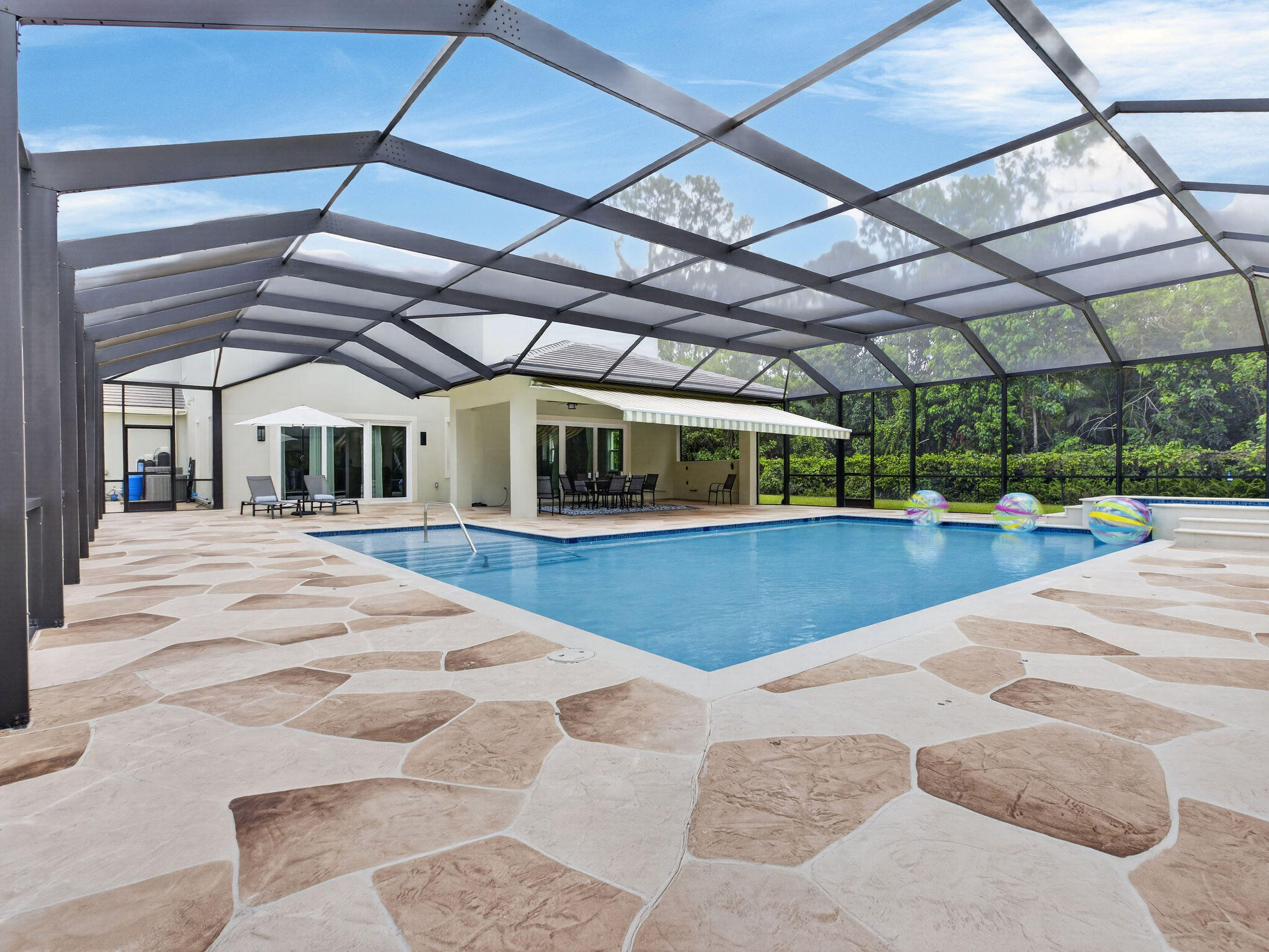 Pine Tree Estates - Residential