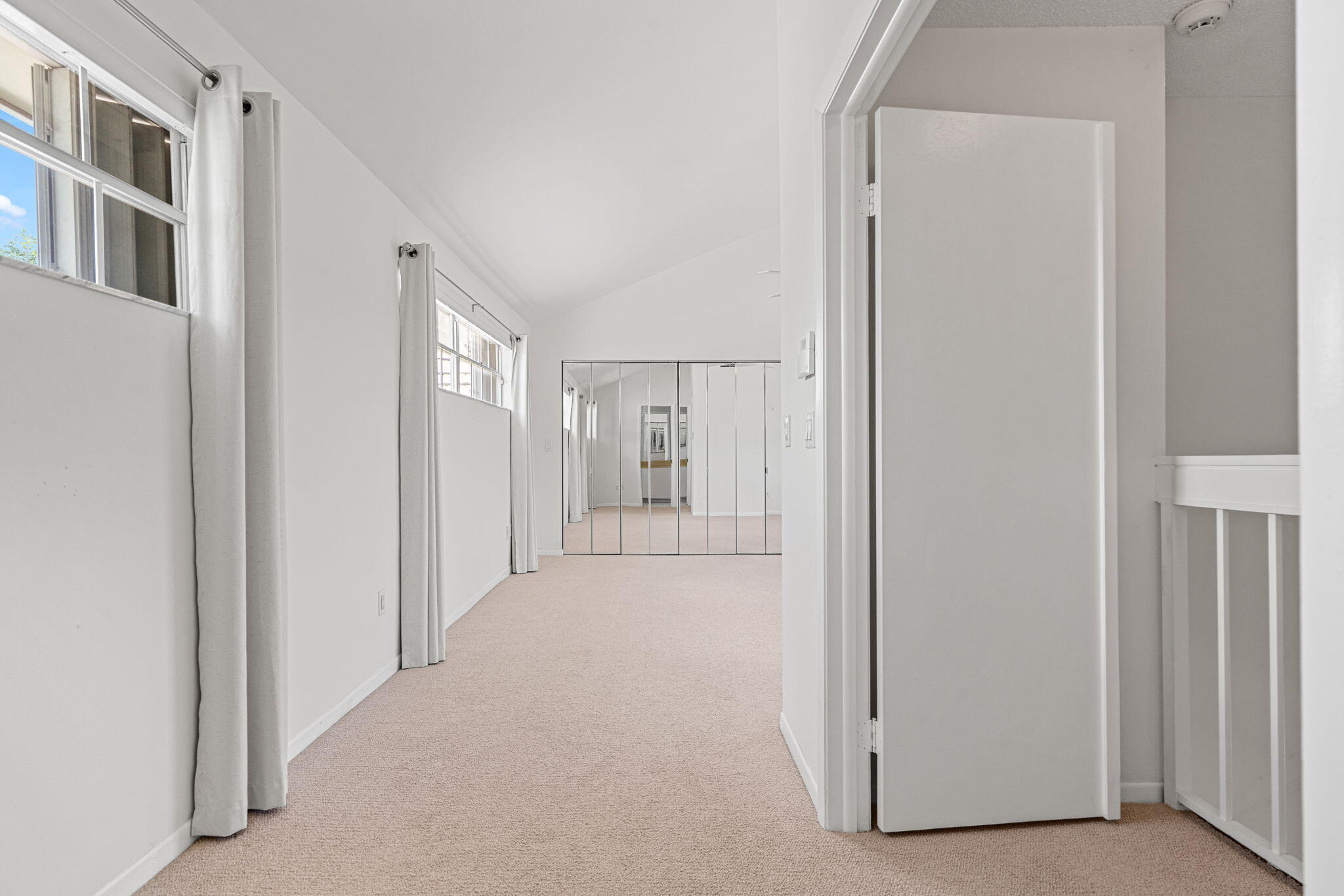 DORAL WOODS - Residential