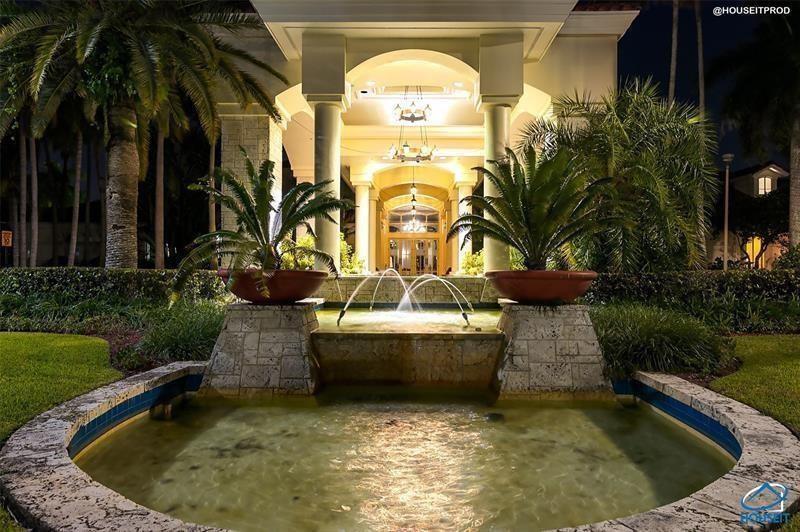 DORAL WOODS - Residential