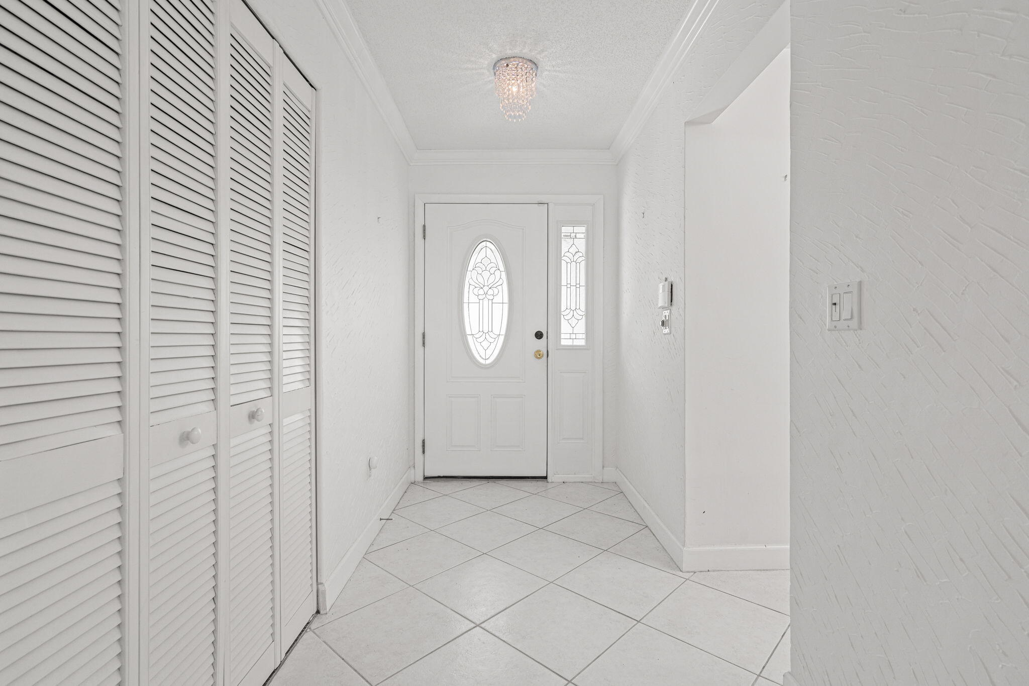 DORAL WOODS - Residential