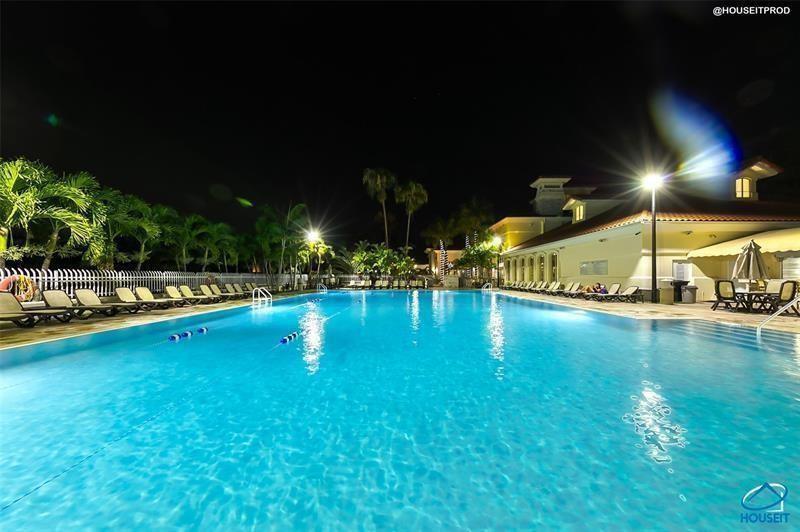 DORAL WOODS - Residential