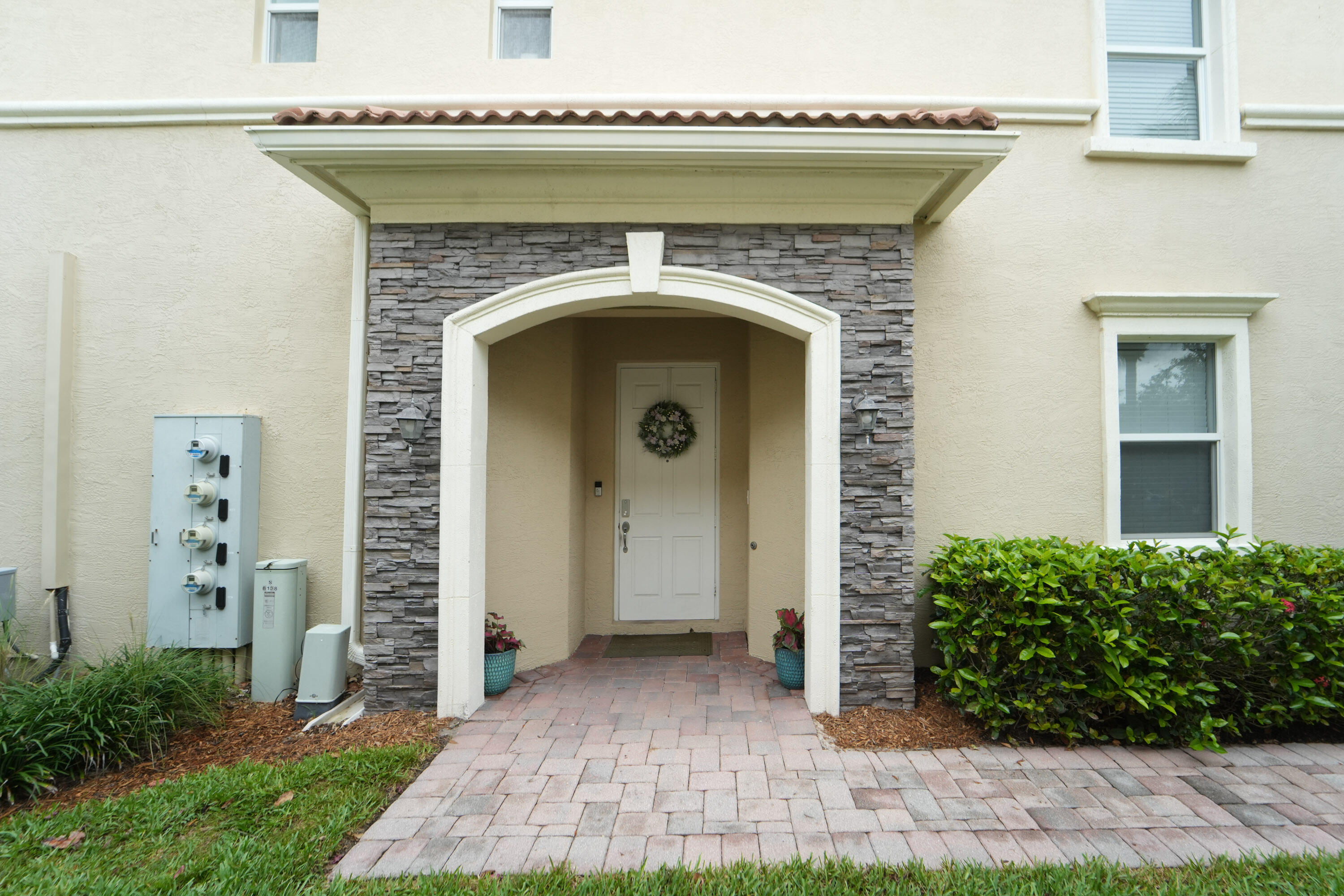 HERITAGE ENCLAVE - Residential